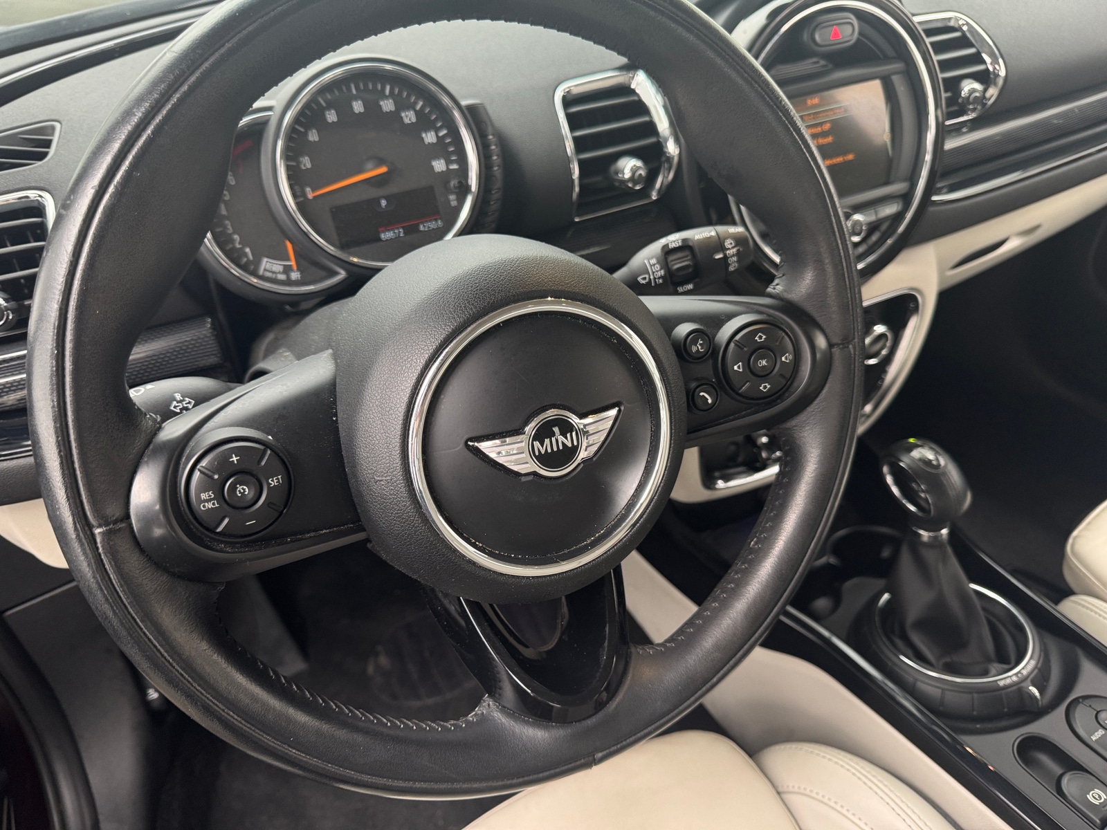 Thumbnail: 2016 MINI Cooper Clubman - 4
