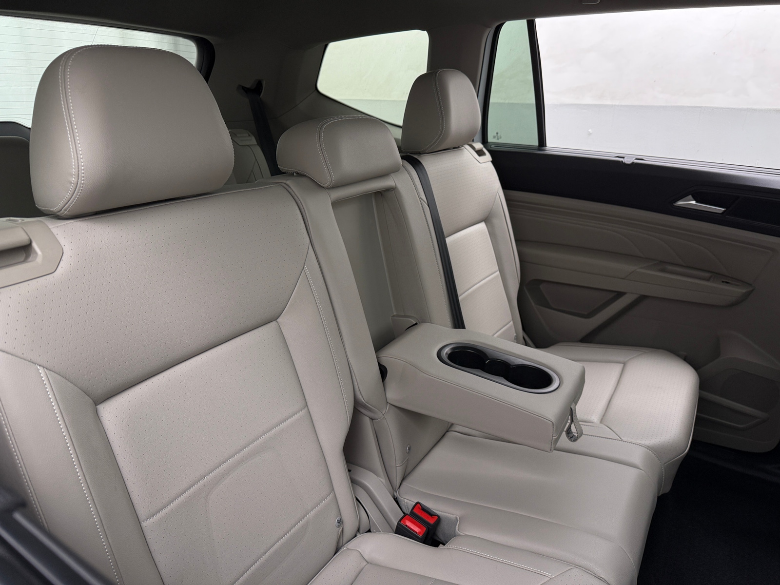 Thumbnail: 2023 Volkswagen Atlas - 5