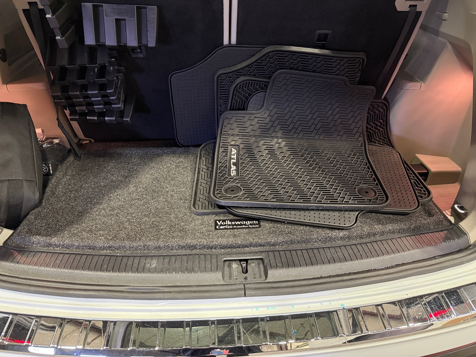 Thumbnail: 2023 Volkswagen Atlas - 6