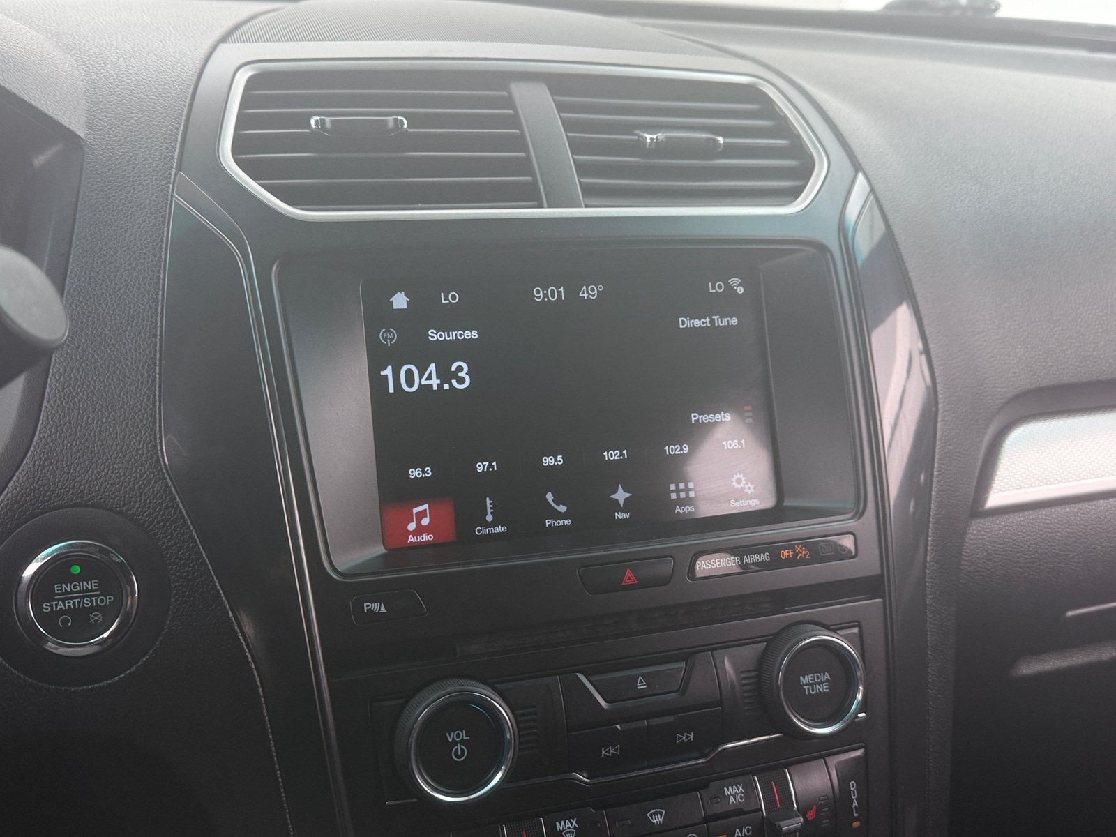 Thumbnail: 2017 Ford Explorer - 4