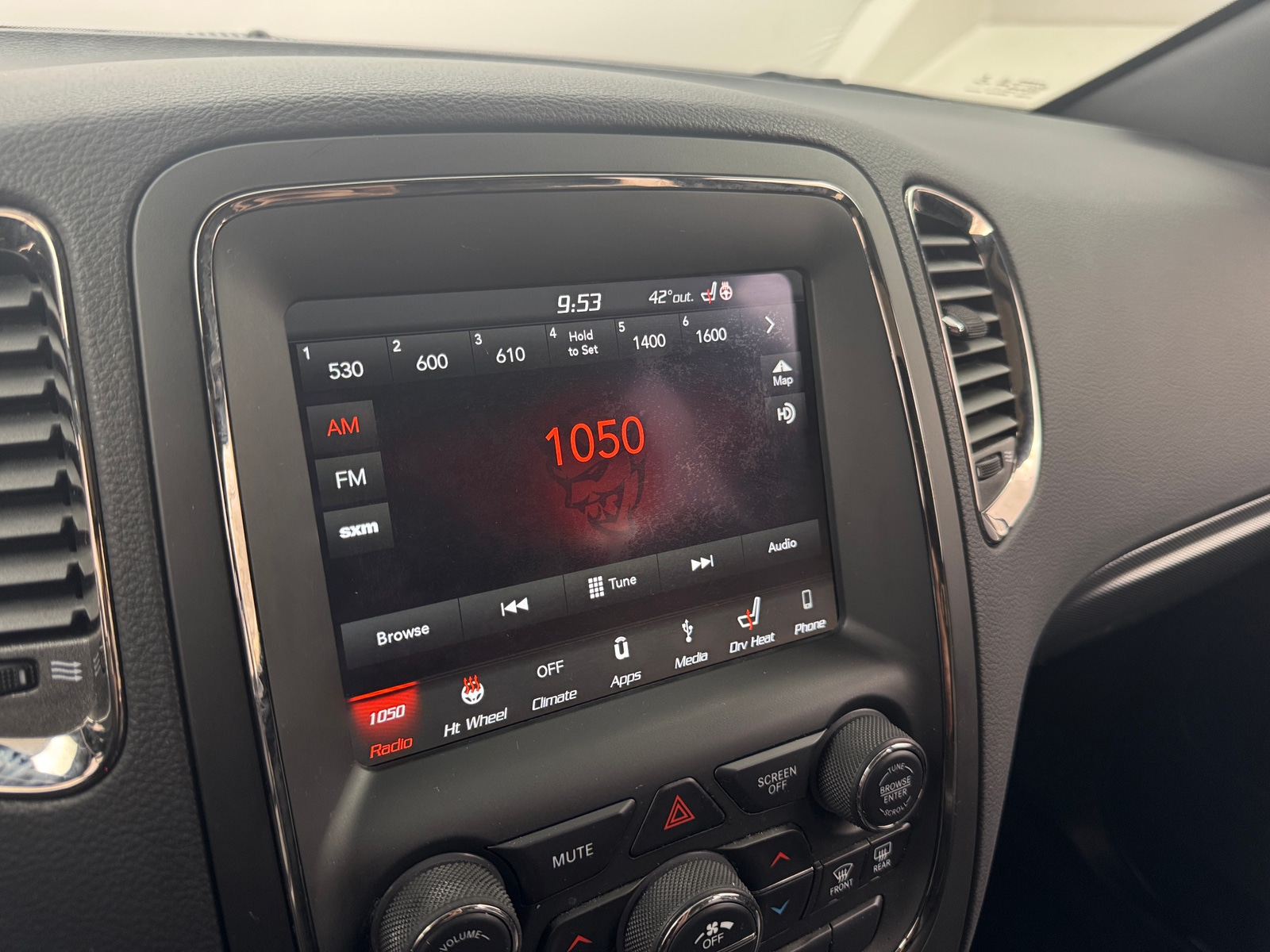 Thumbnail: 2019 Dodge Durango - 3