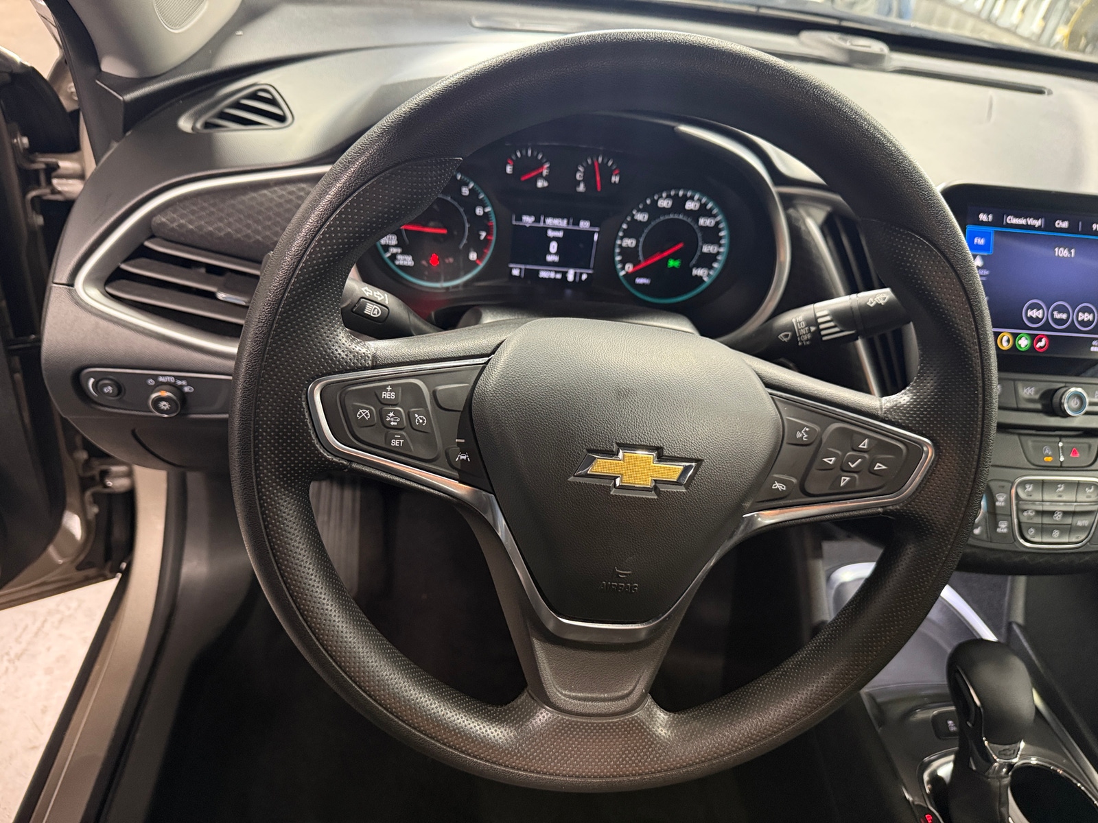 Thumbnail: 2024 Chevrolet Malibu - 5