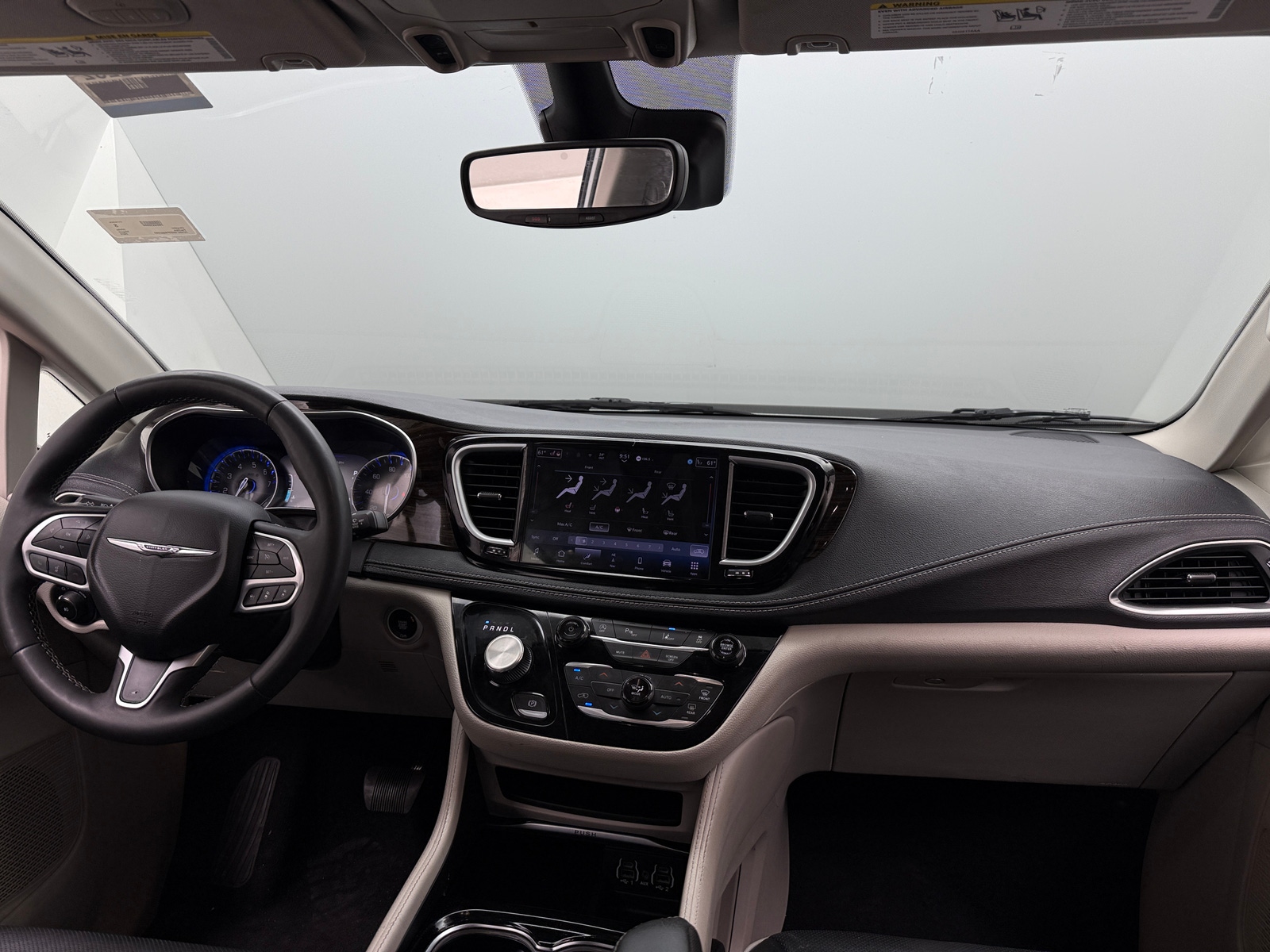 Thumbnail: 2023 Chrysler Pacifica - 2