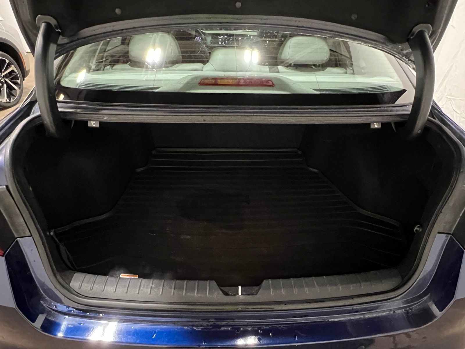 Thumbnail: 2018 Kia Optima - 6