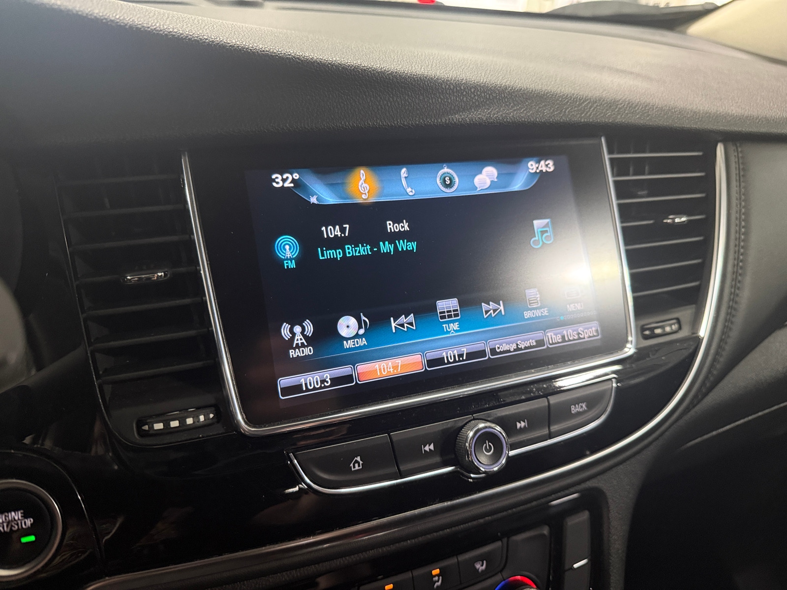 Thumbnail: 2018 Buick Encore - 3