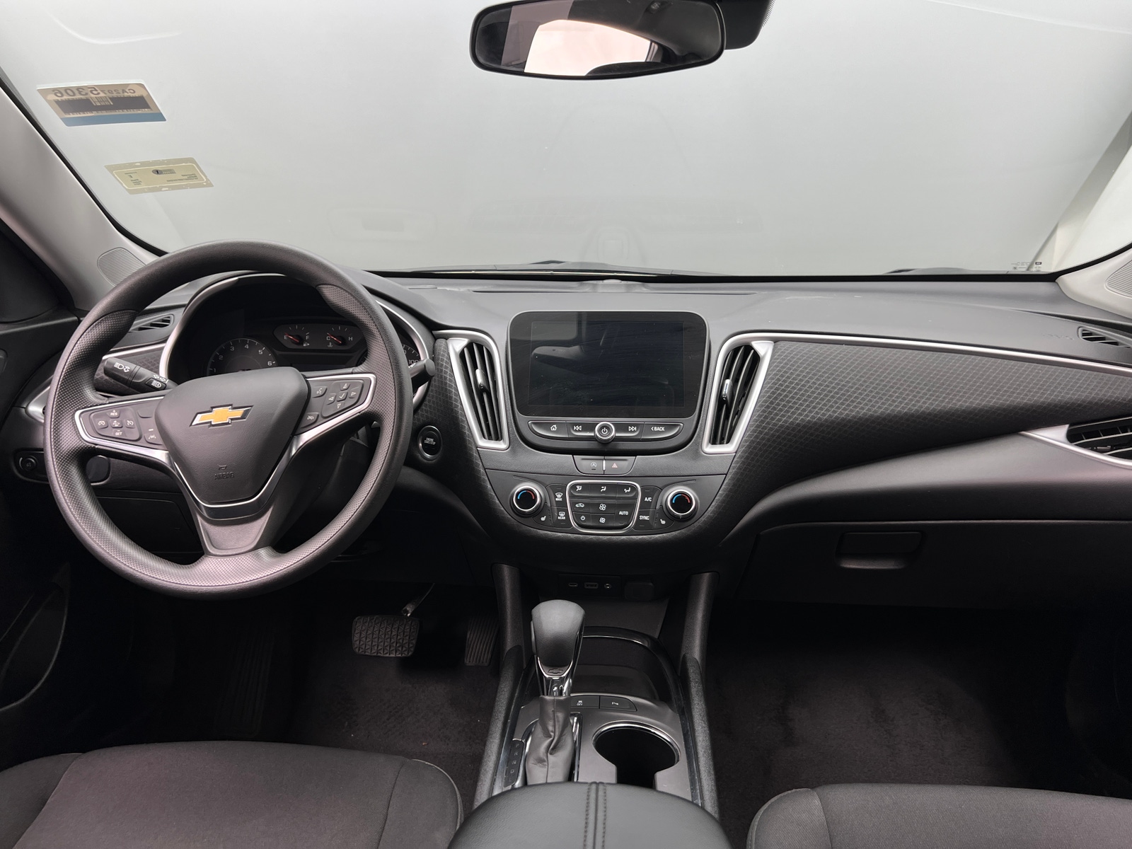 Thumbnail: 2024 Chevrolet Malibu - 3