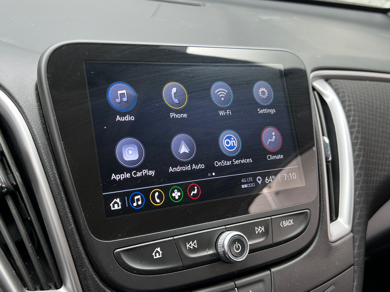 Thumbnail: 2024 Chevrolet Malibu - 4