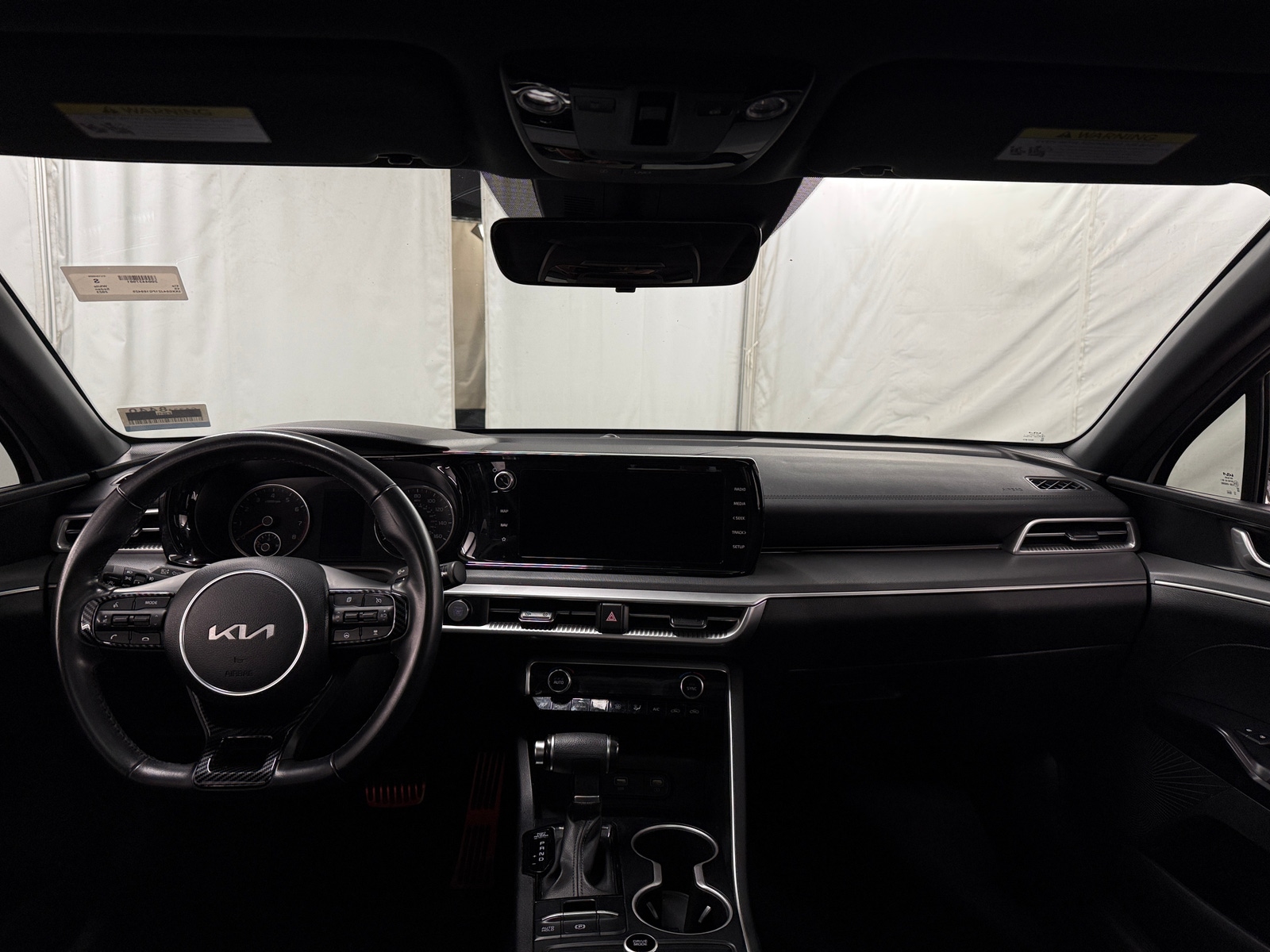 Thumbnail: 2023 Kia K5 - 2