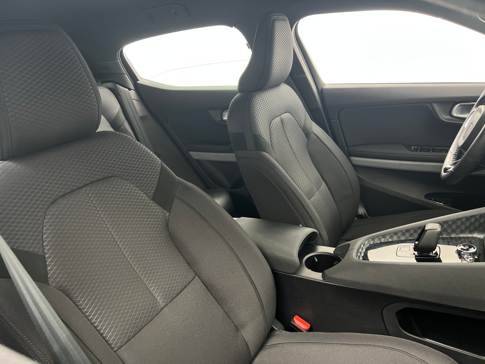 Thumbnail: 2022 Polestar 2 - 2