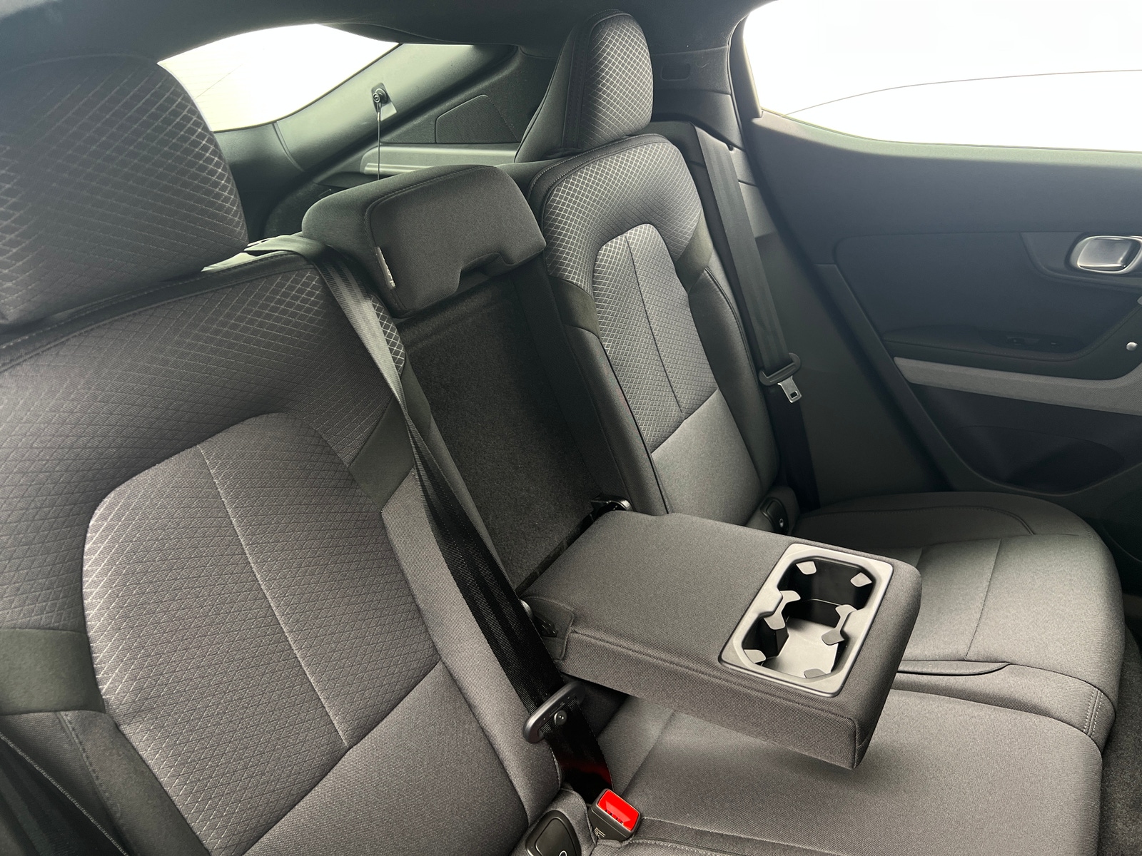 Thumbnail: 2022 Polestar 2 - 6