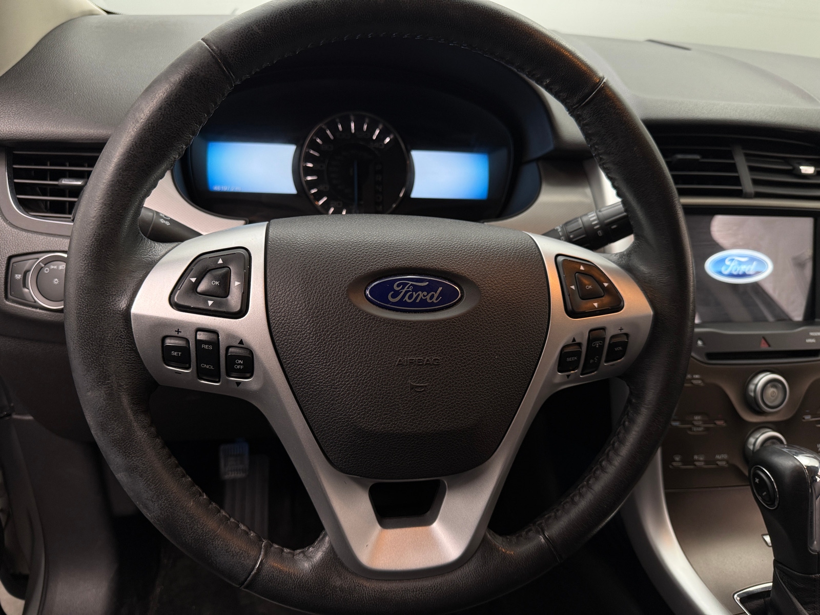 Thumbnail: 2011 Ford Edge - 5