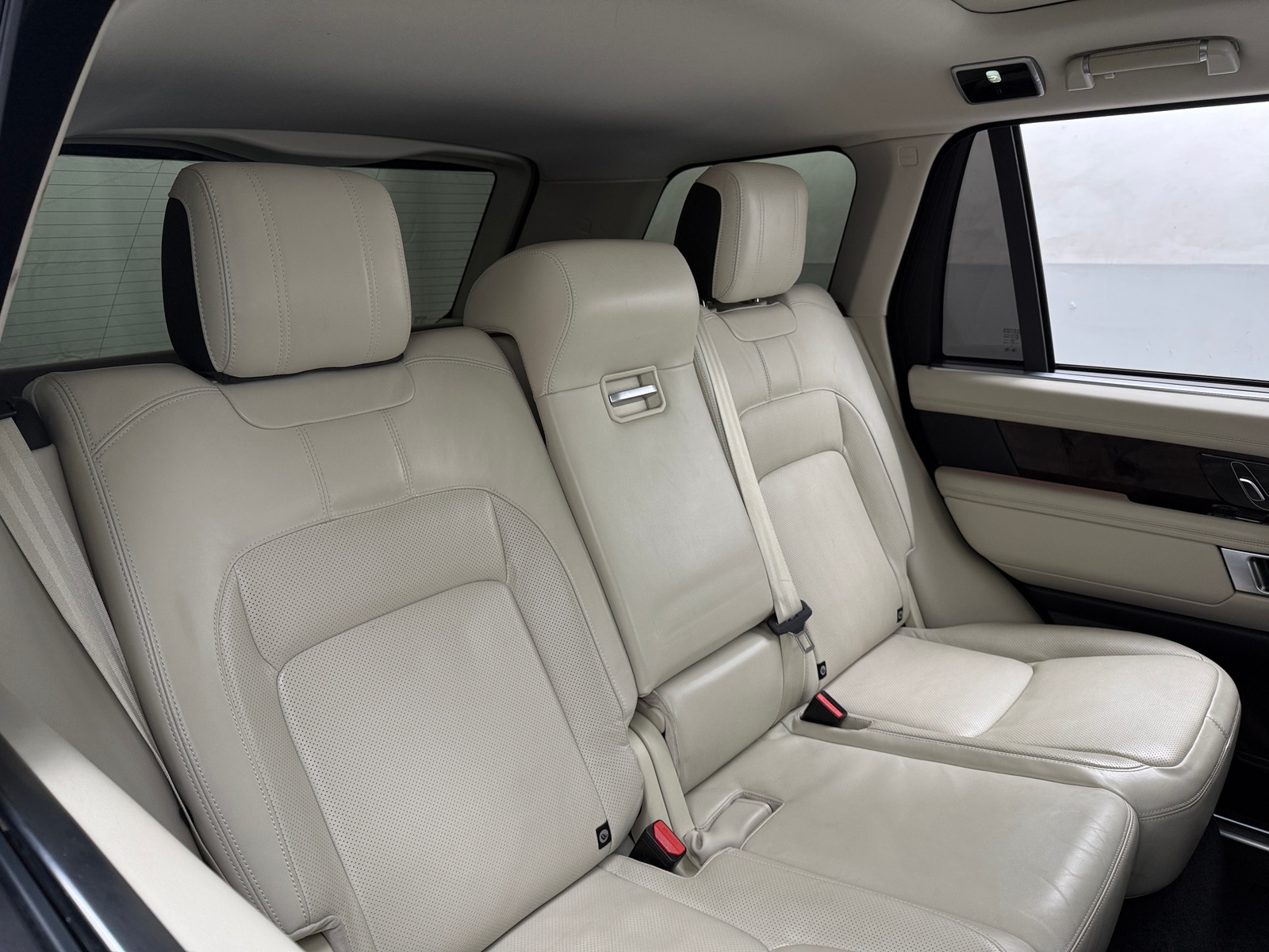 Thumbnail: 2018 Land Rover Range Rover - 5