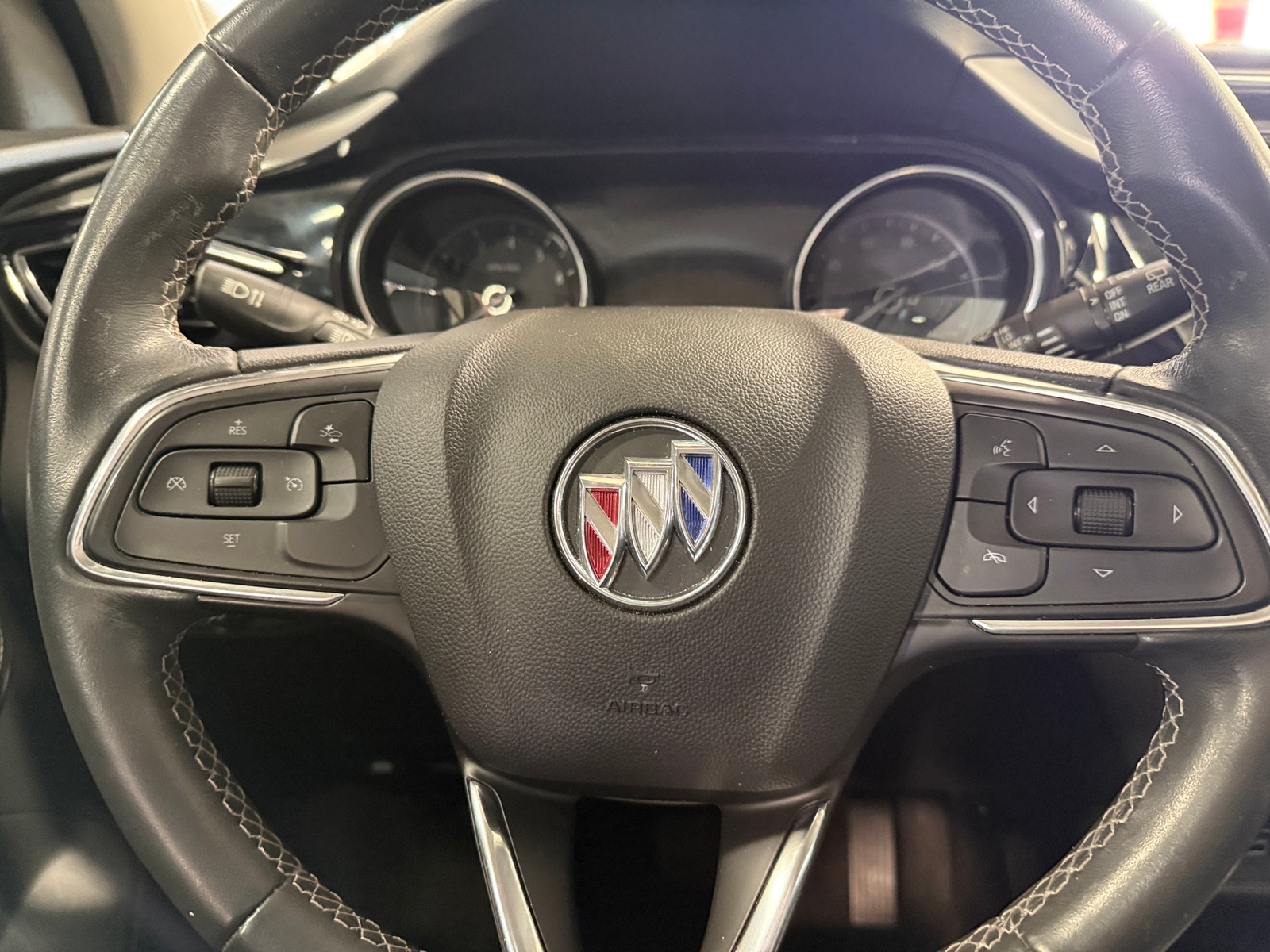 Thumbnail: 2022 Buick Encore GX - 5