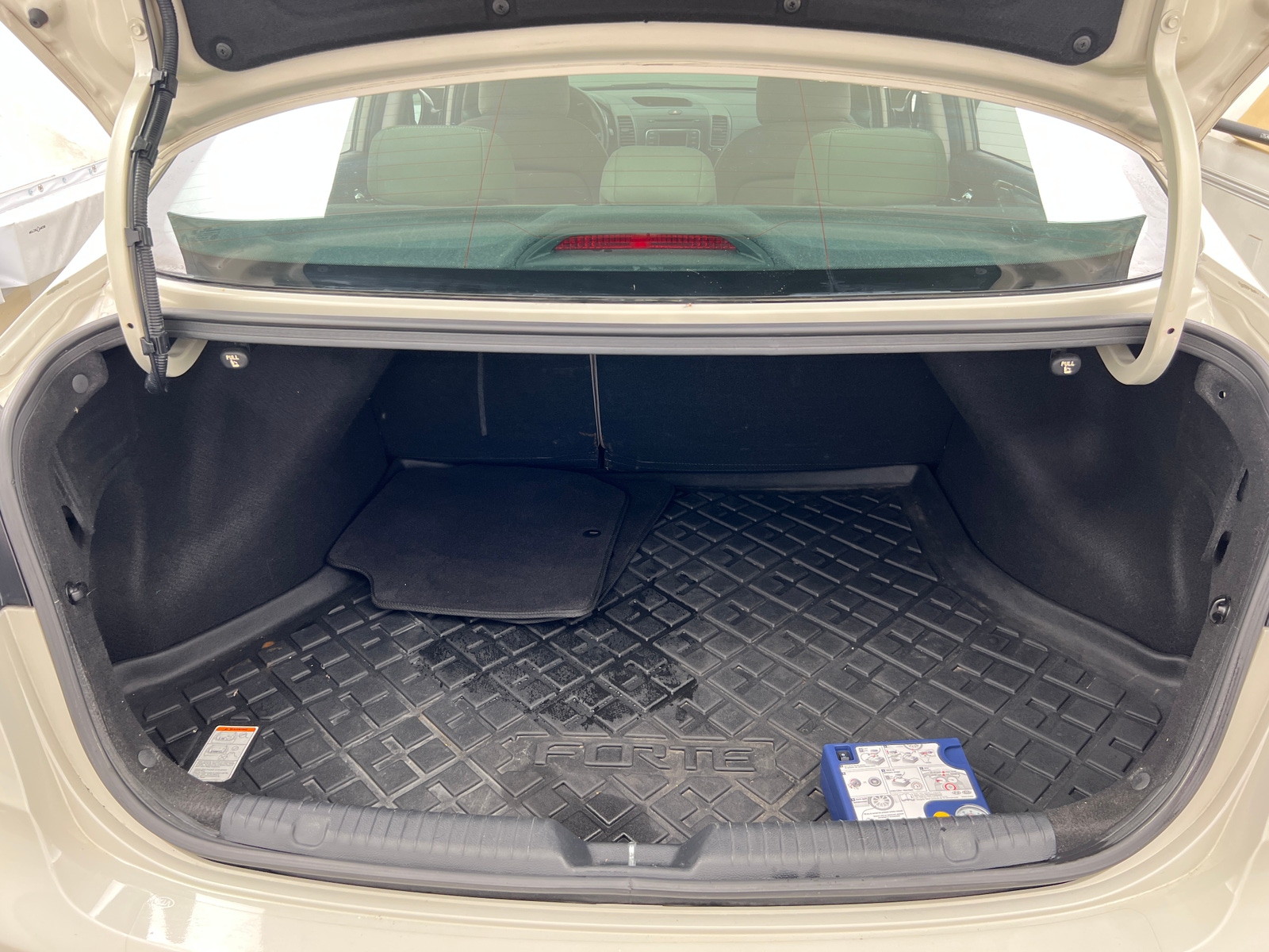 Thumbnail: 2014 Kia Forte - 7