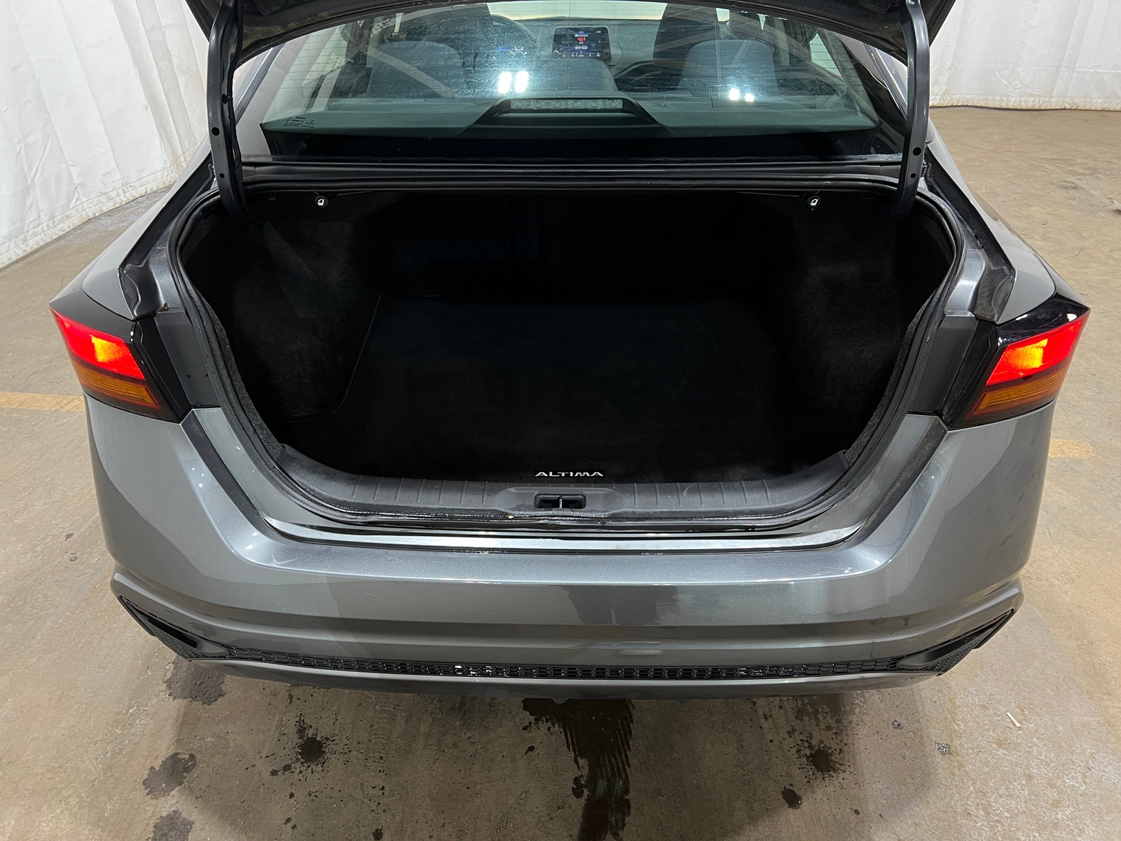 Thumbnail: 2020 Nissan Altima - 7