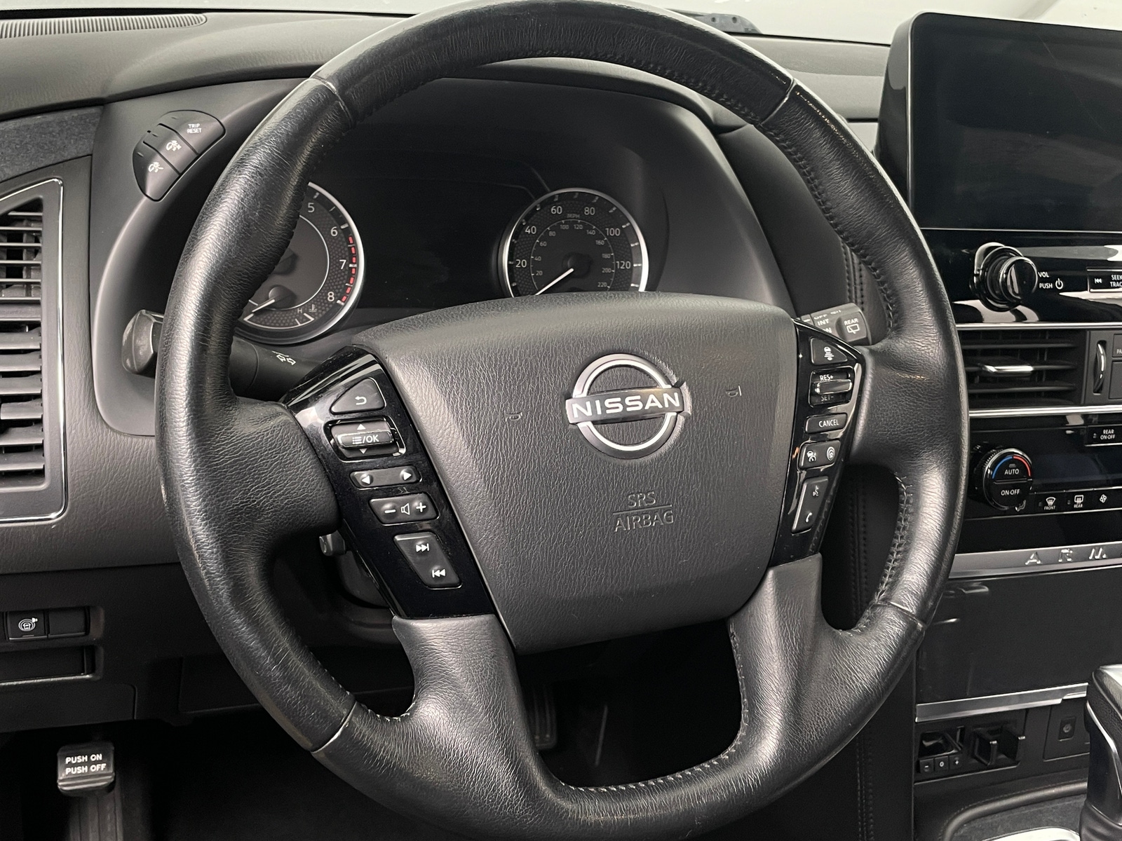 Thumbnail: 2023 Nissan Armada - 4