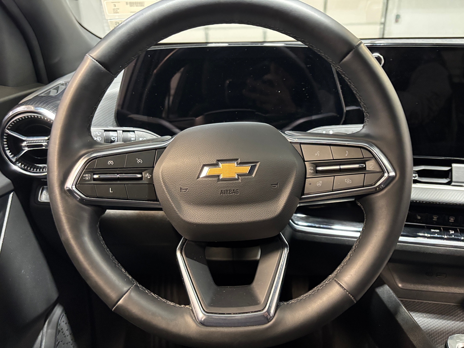 Thumbnail: 2025 Chevrolet Equinox - 5