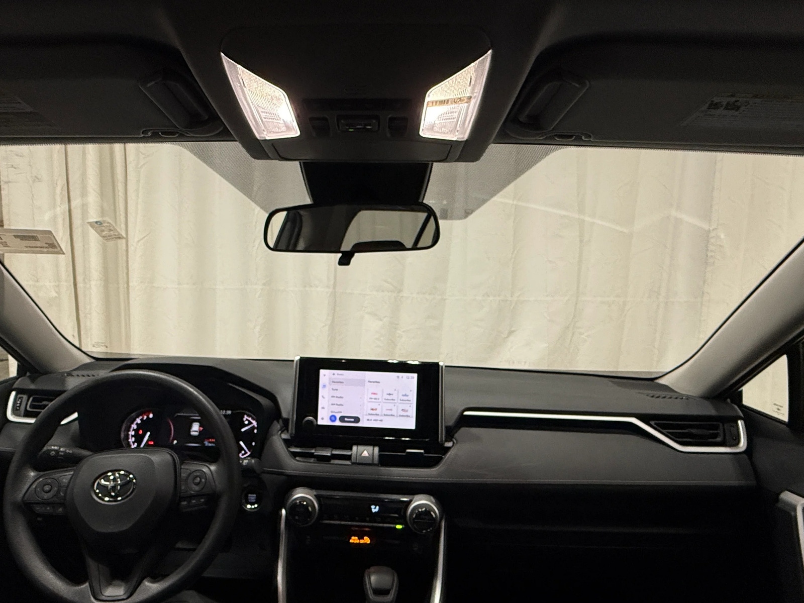 Thumbnail: 2025 Toyota RAV4 - 3