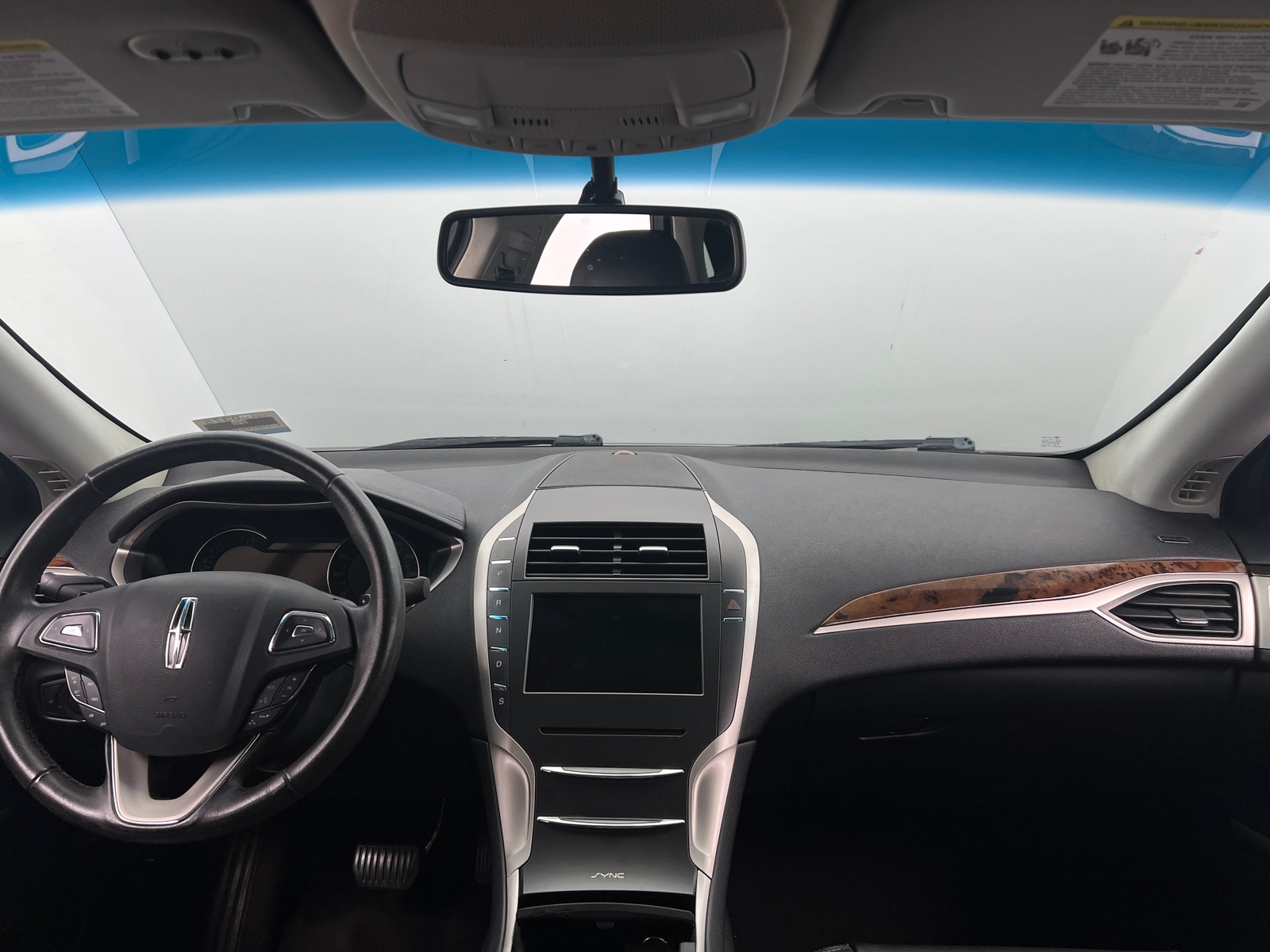 Thumbnail: 2016 Lincoln MKZ - 2