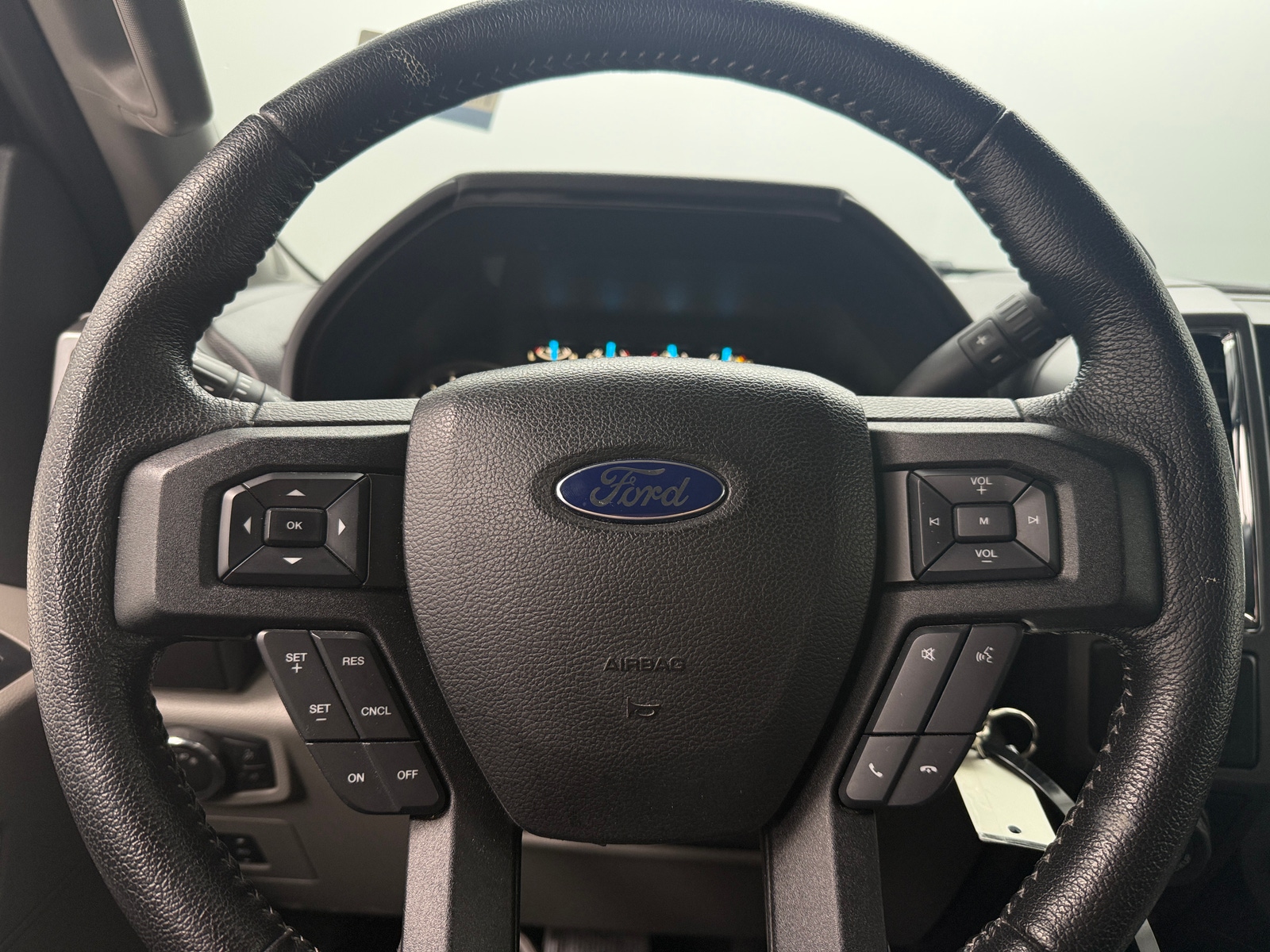 Thumbnail: 2016 Ford Econoline - 5