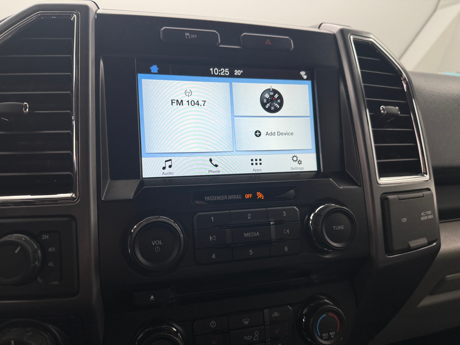 Thumbnail: 2016 Ford Econoline - 4