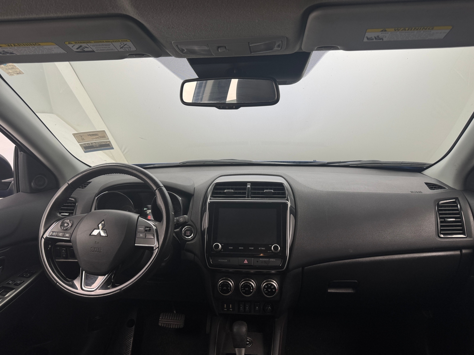 Thumbnail: 2023 Mitsubishi Outlander Sport - 3