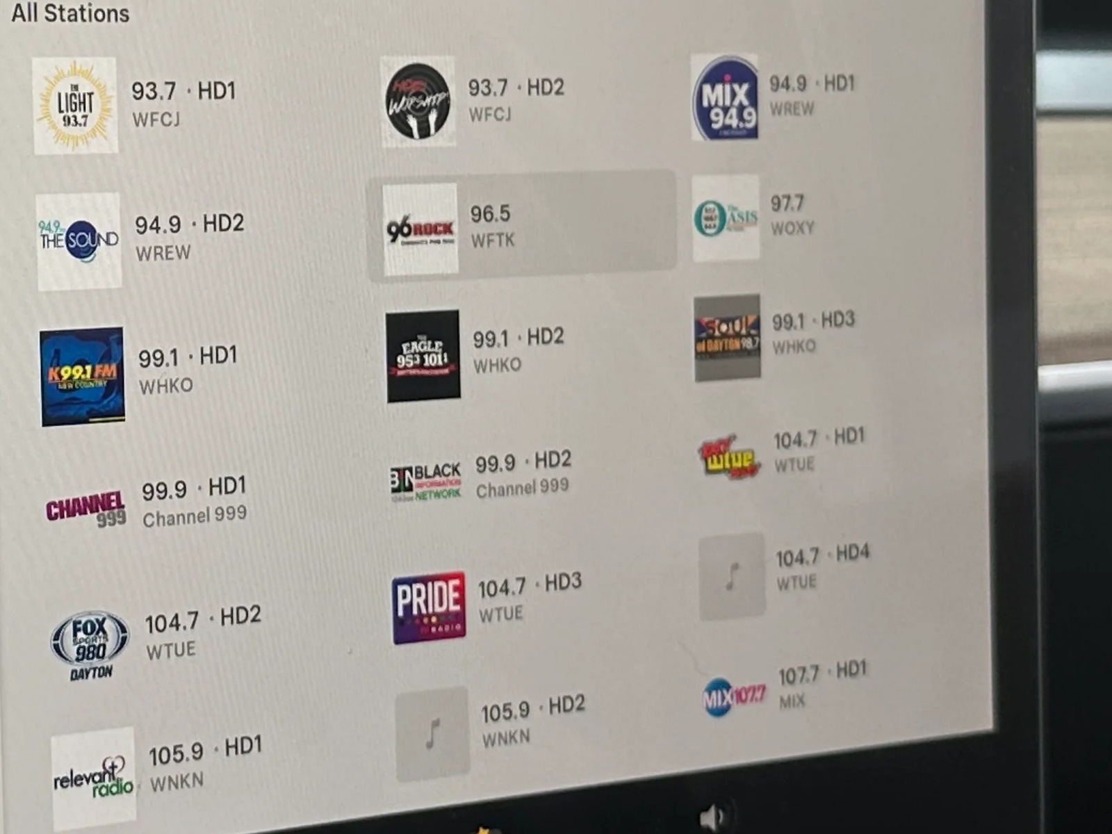 Thumbnail: 2022 Tesla Model Y - 3