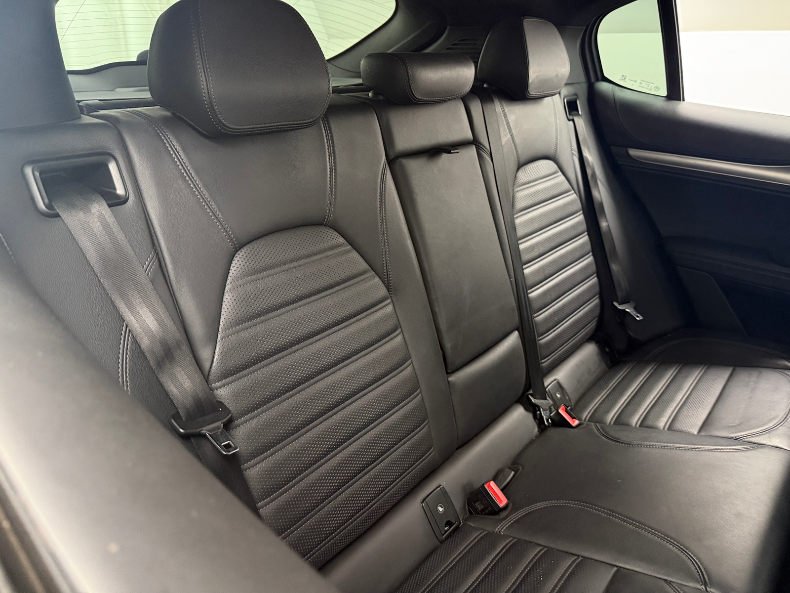 Thumbnail: 2019 Alfa Romeo Stelvio - 5