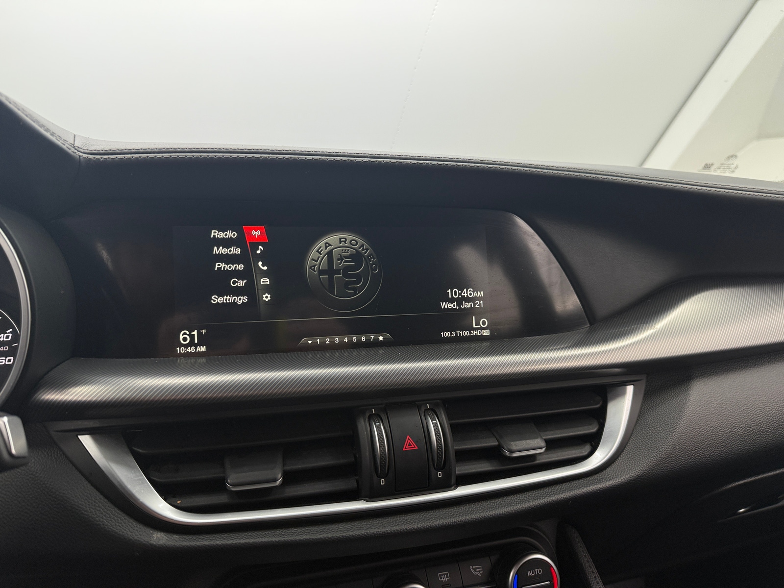 Thumbnail: 2019 Alfa Romeo Stelvio - 3