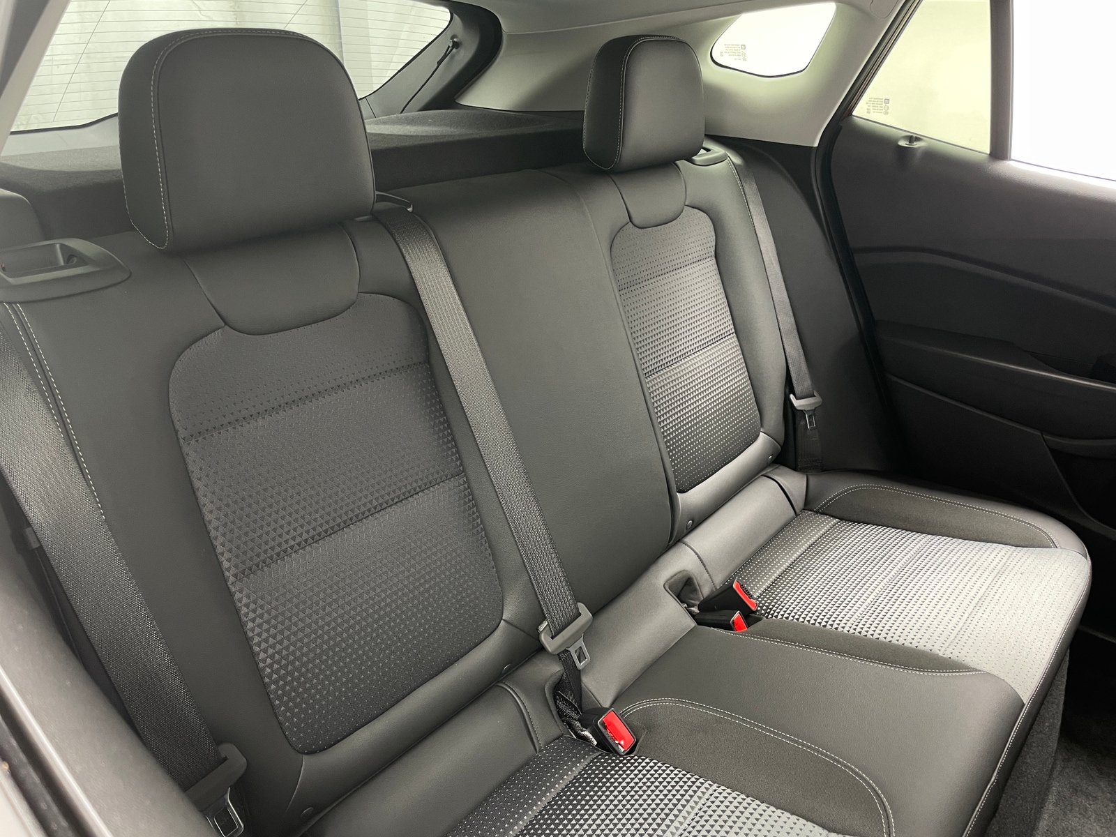 Thumbnail: 2025 Chevrolet Trax - 6