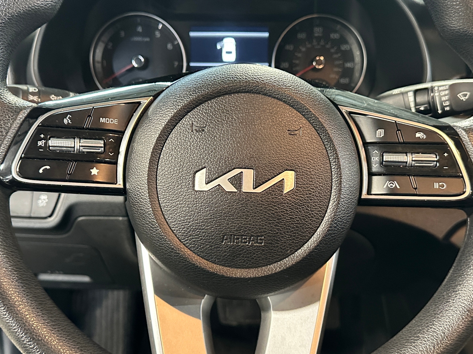 Thumbnail: 2024 Kia Forte - 5