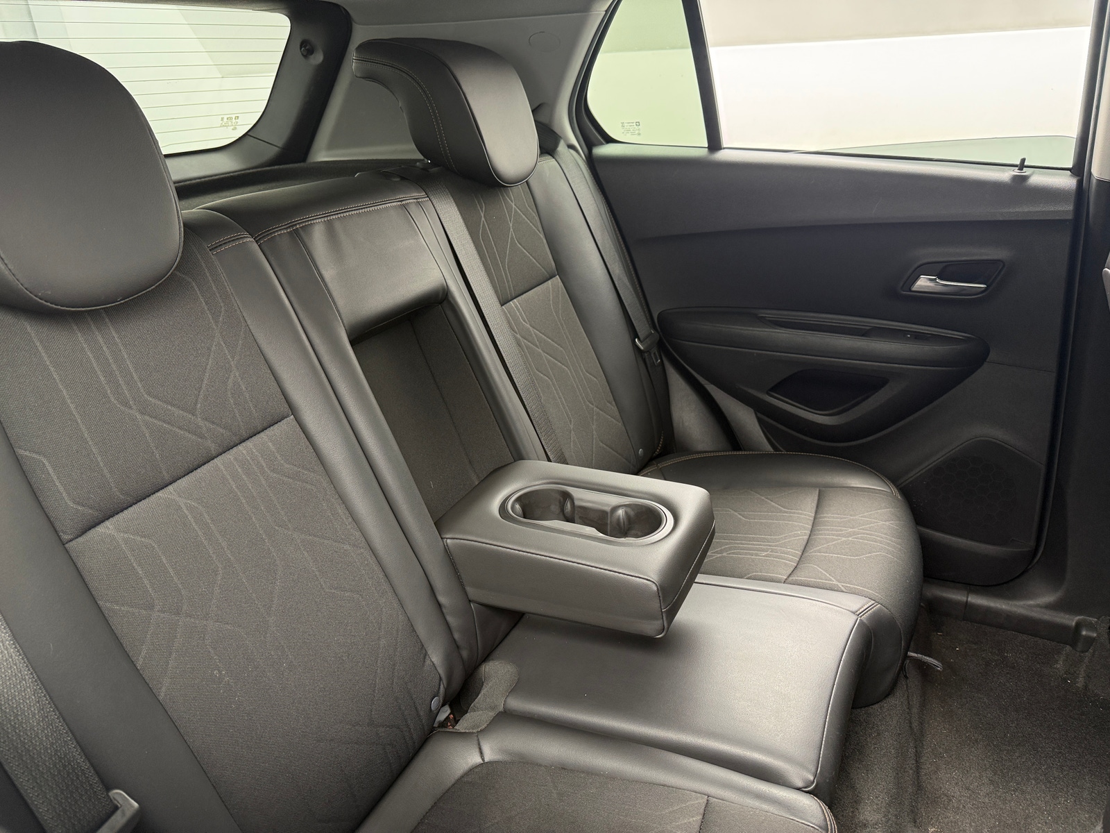 Thumbnail: 2022 Chevrolet Trax - 5