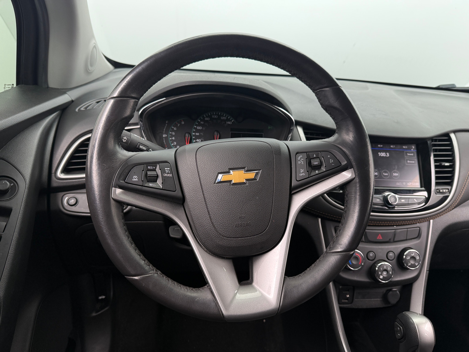 Thumbnail: 2022 Chevrolet Trax - 4