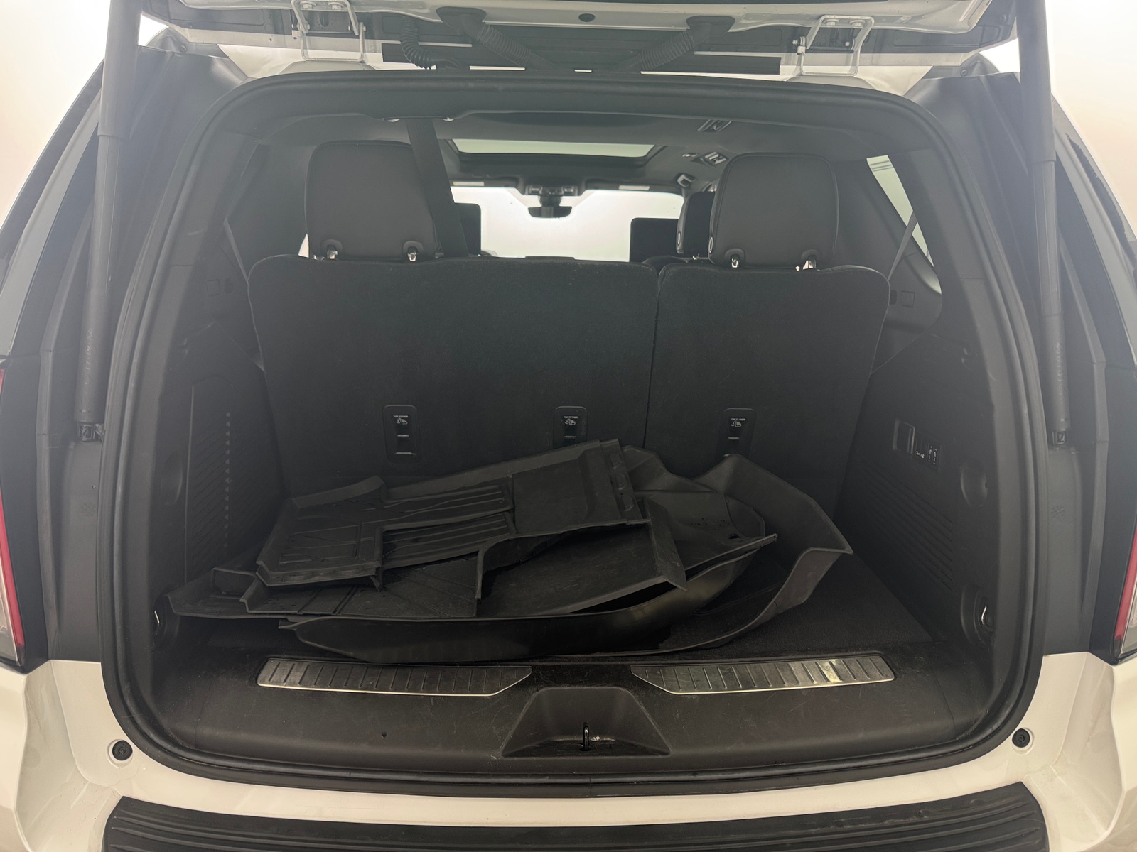 Thumbnail: 2021 Chevrolet Tahoe - 6