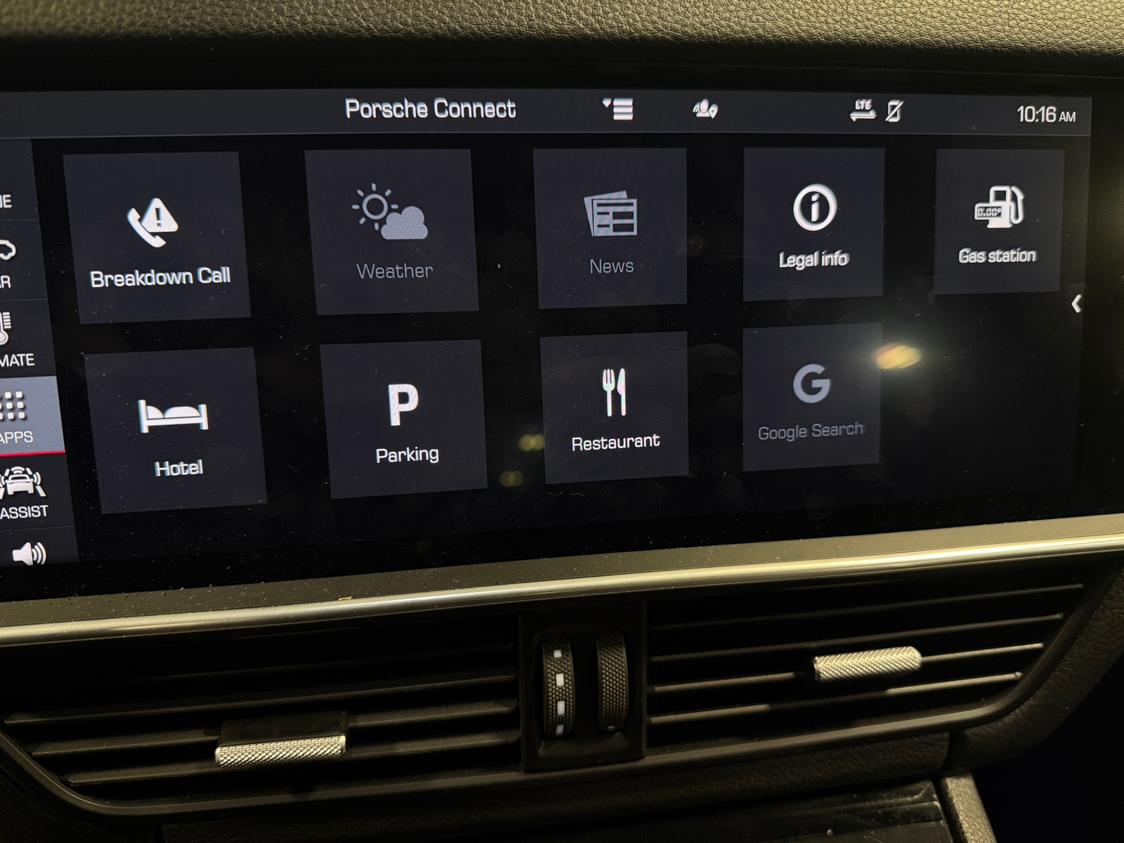 Thumbnail: 2020 Porsche Cayenne - 3