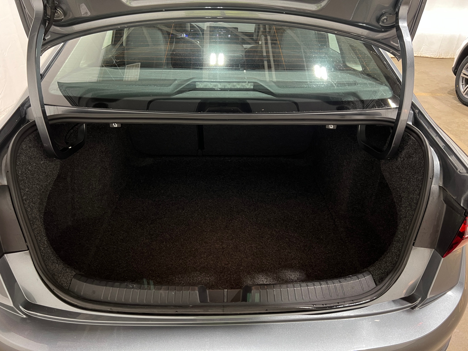 Thumbnail: 2025 Volkswagen Jetta - 6