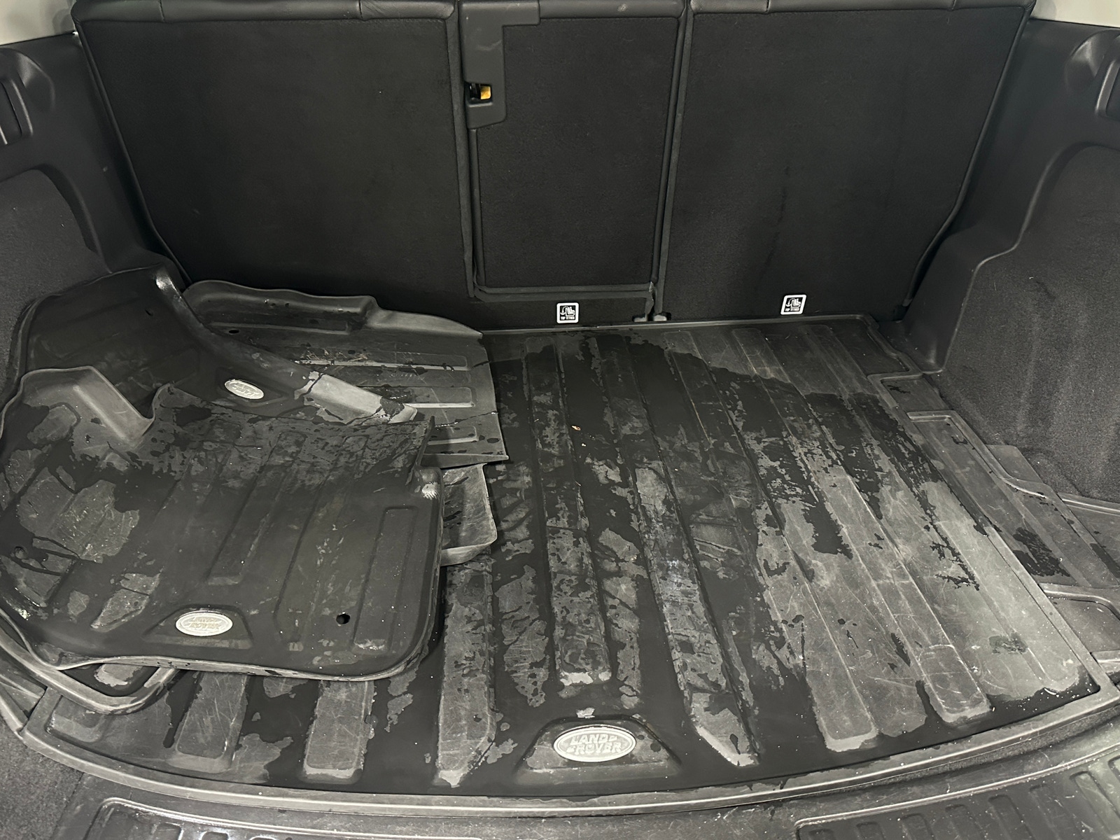 Thumbnail: 2019 Land Rover Discovery Sport - 6