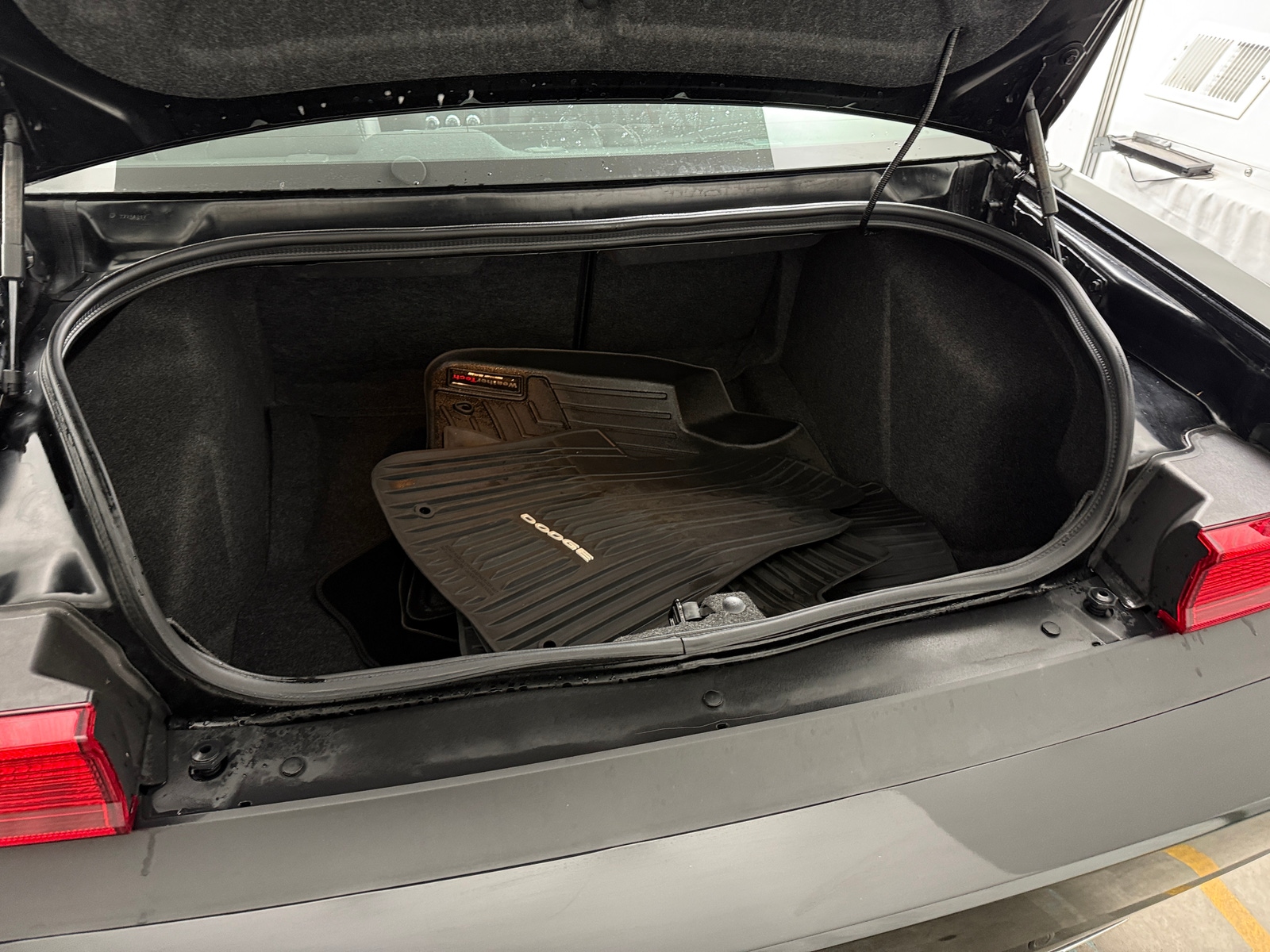 Thumbnail: 2013 Dodge Challenger - 4