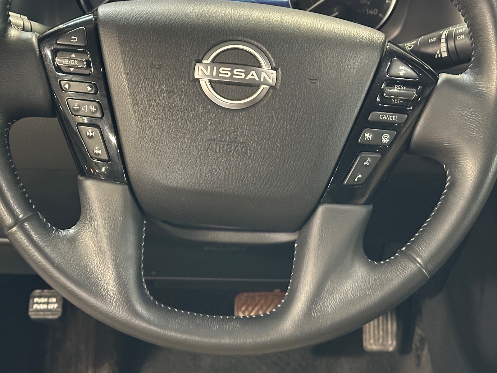 Thumbnail: 2022 Nissan Armada - 4