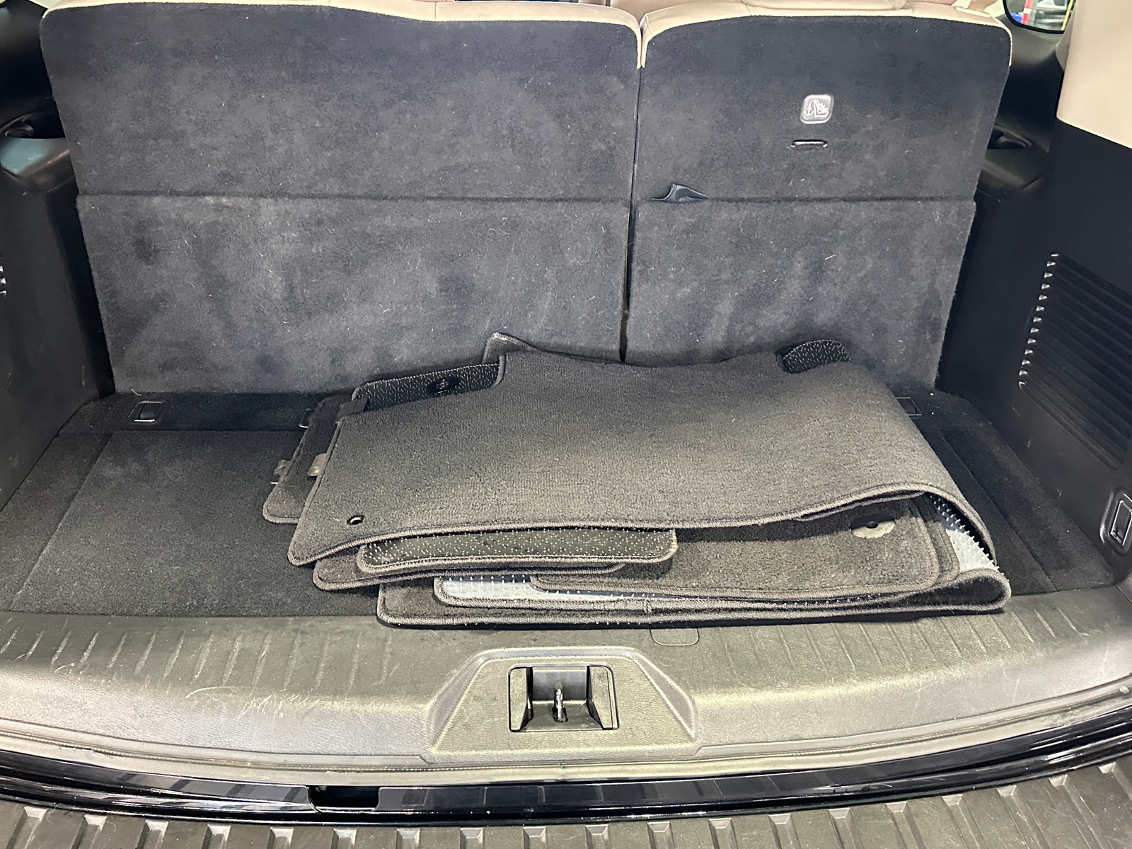 Thumbnail: 2022 Nissan Armada - 6