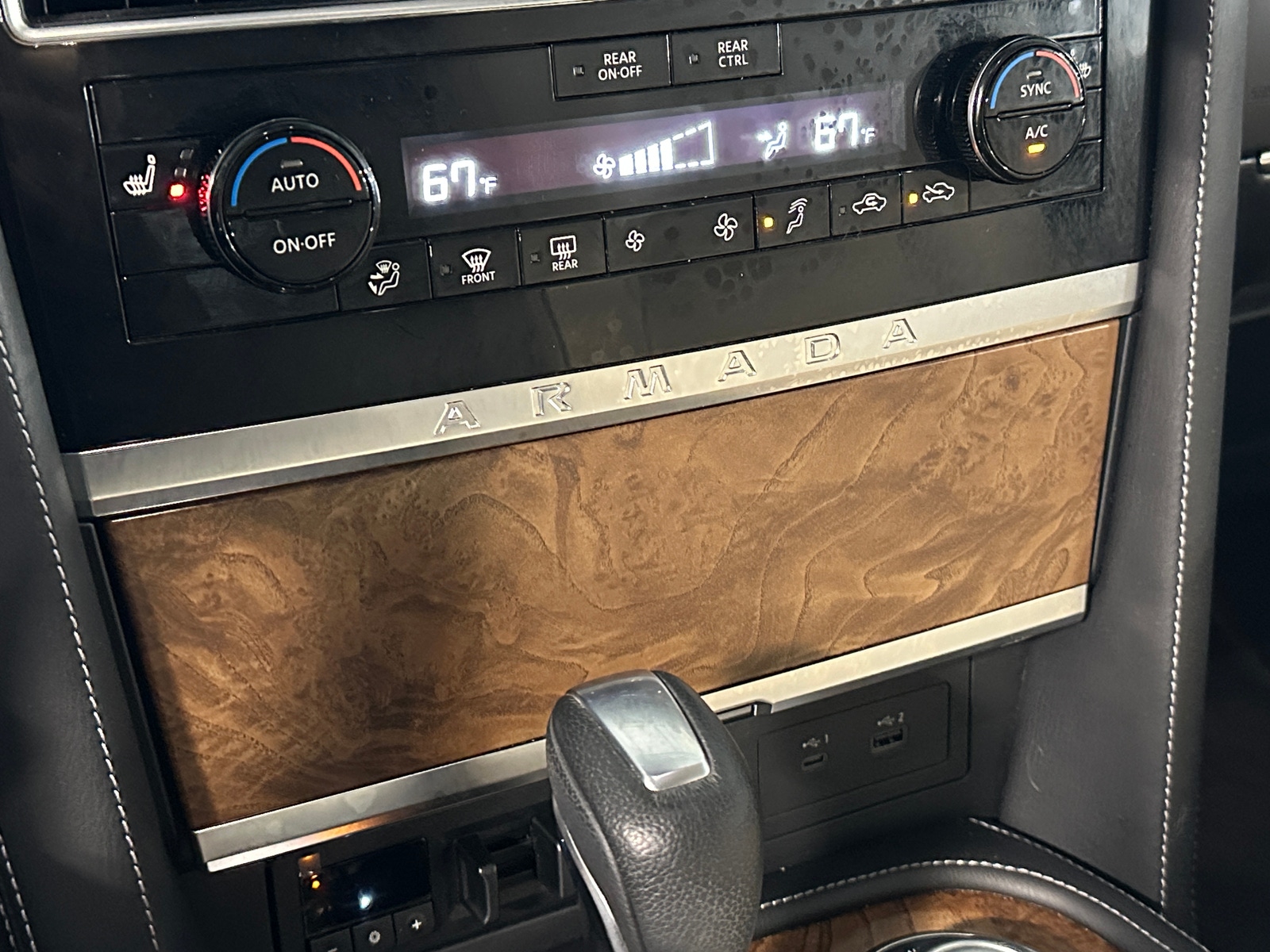 Thumbnail: 2022 Nissan Armada - 3