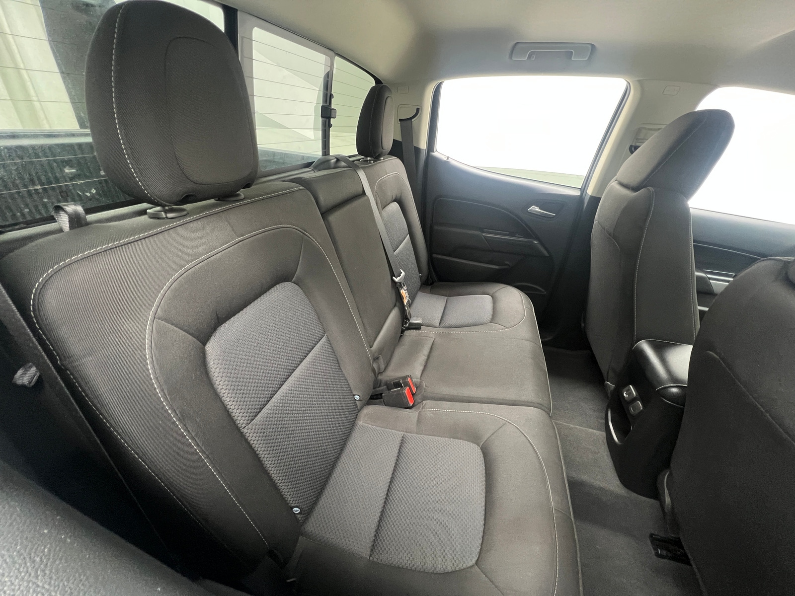 Thumbnail: 2022 Chevrolet Colorado - 6