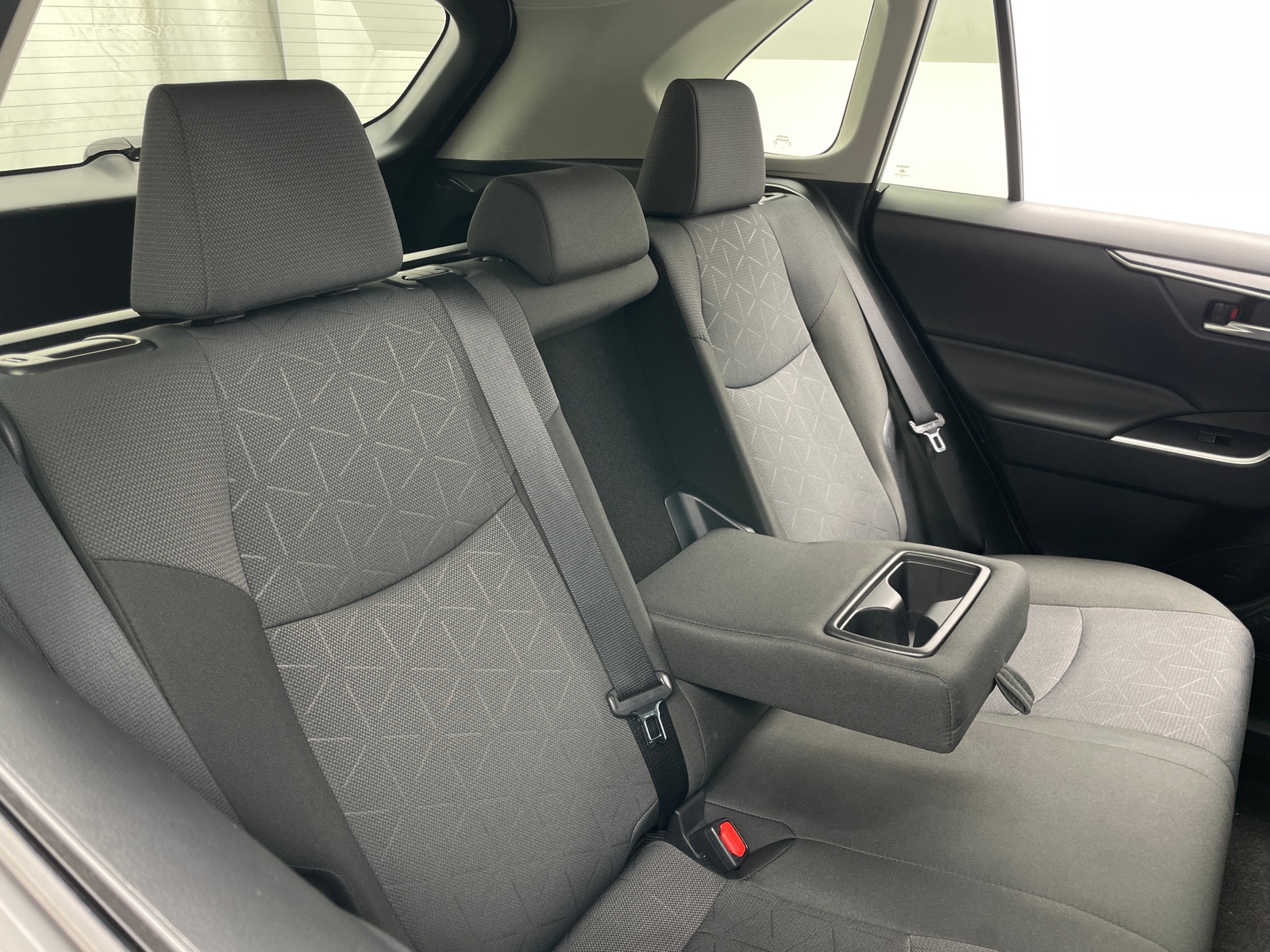 Thumbnail: 2025 Toyota RAV4 - 6