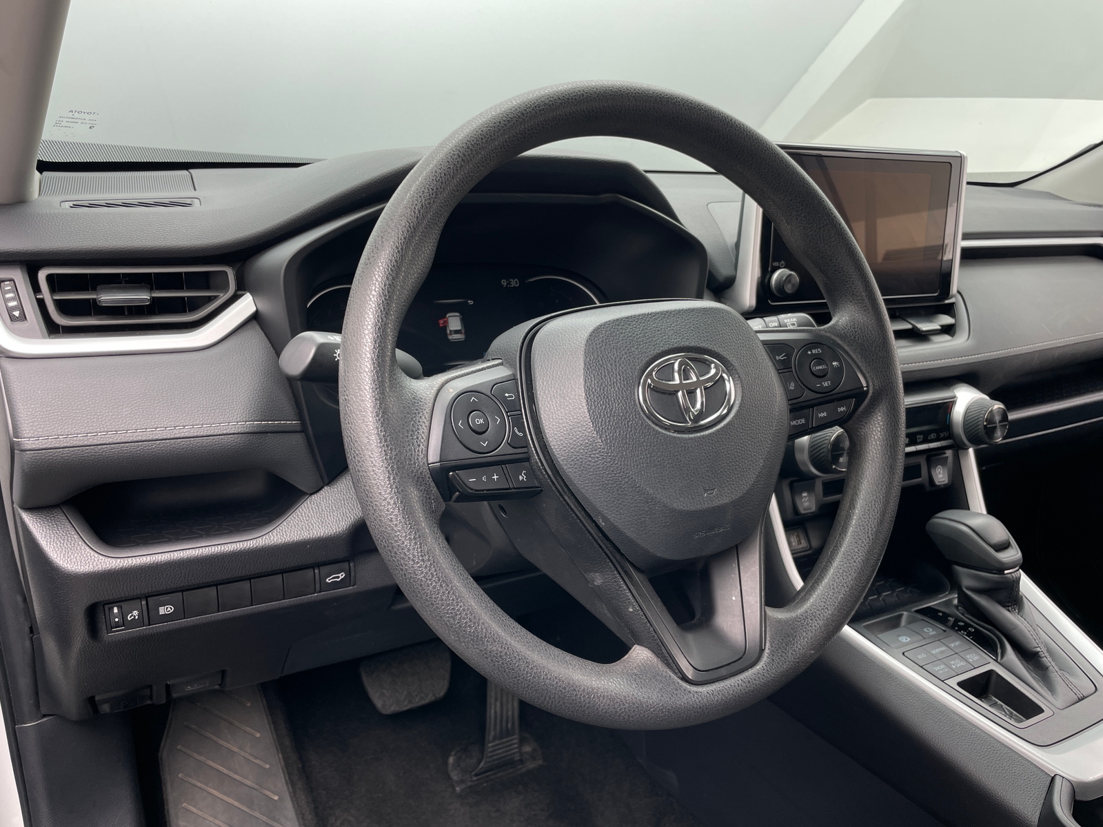 Thumbnail: 2025 Toyota RAV4 - 5