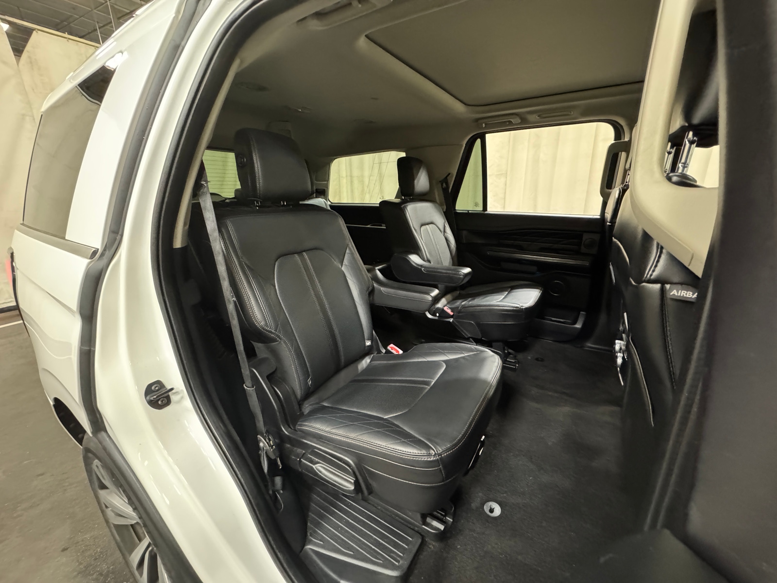 Thumbnail: 2020 Ford Expedition - 5