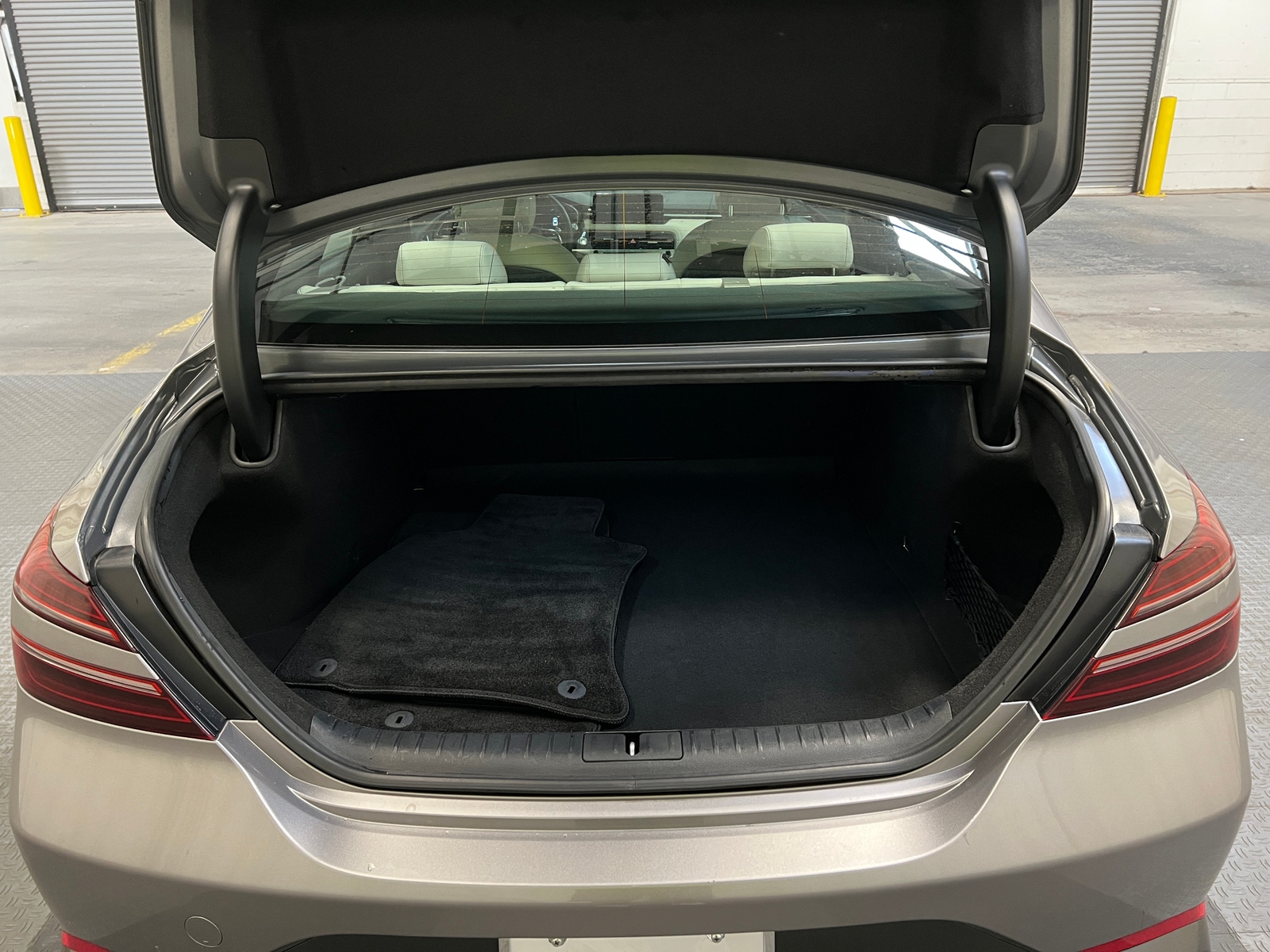 Thumbnail: 2025 Genesis G70 - 6