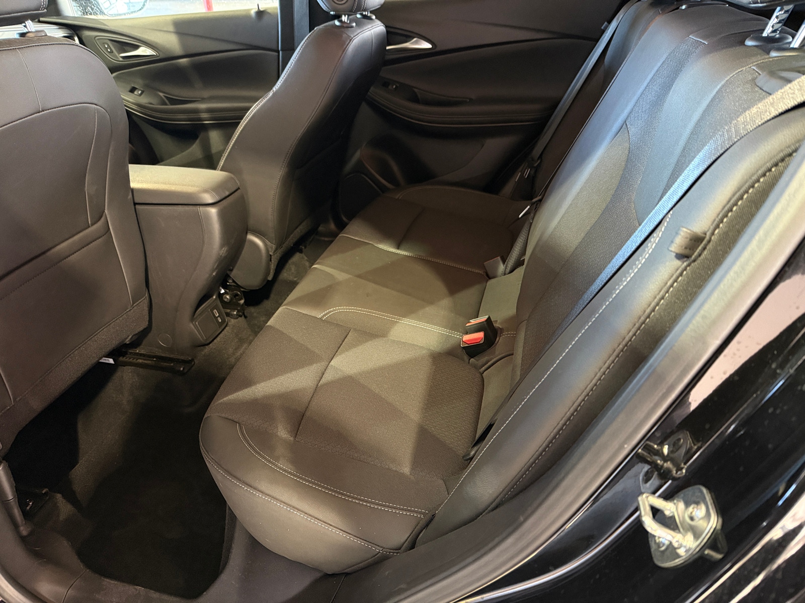 Thumbnail: 2025 Buick Encore GX - 6