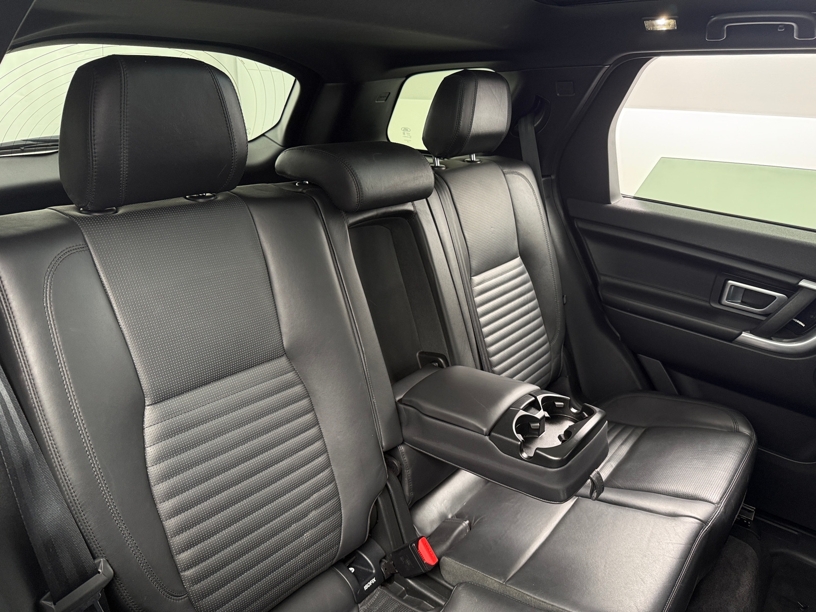 Thumbnail: 2019 Land Rover Discovery Sport - 5