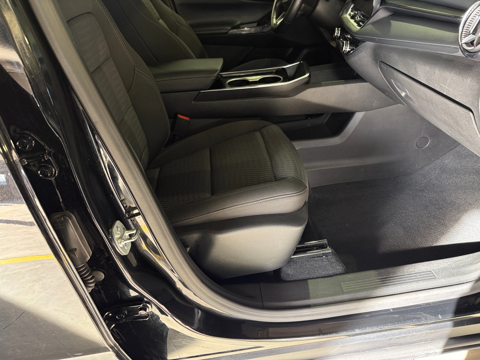 Thumbnail: 2025 Chevrolet Equinox - 2