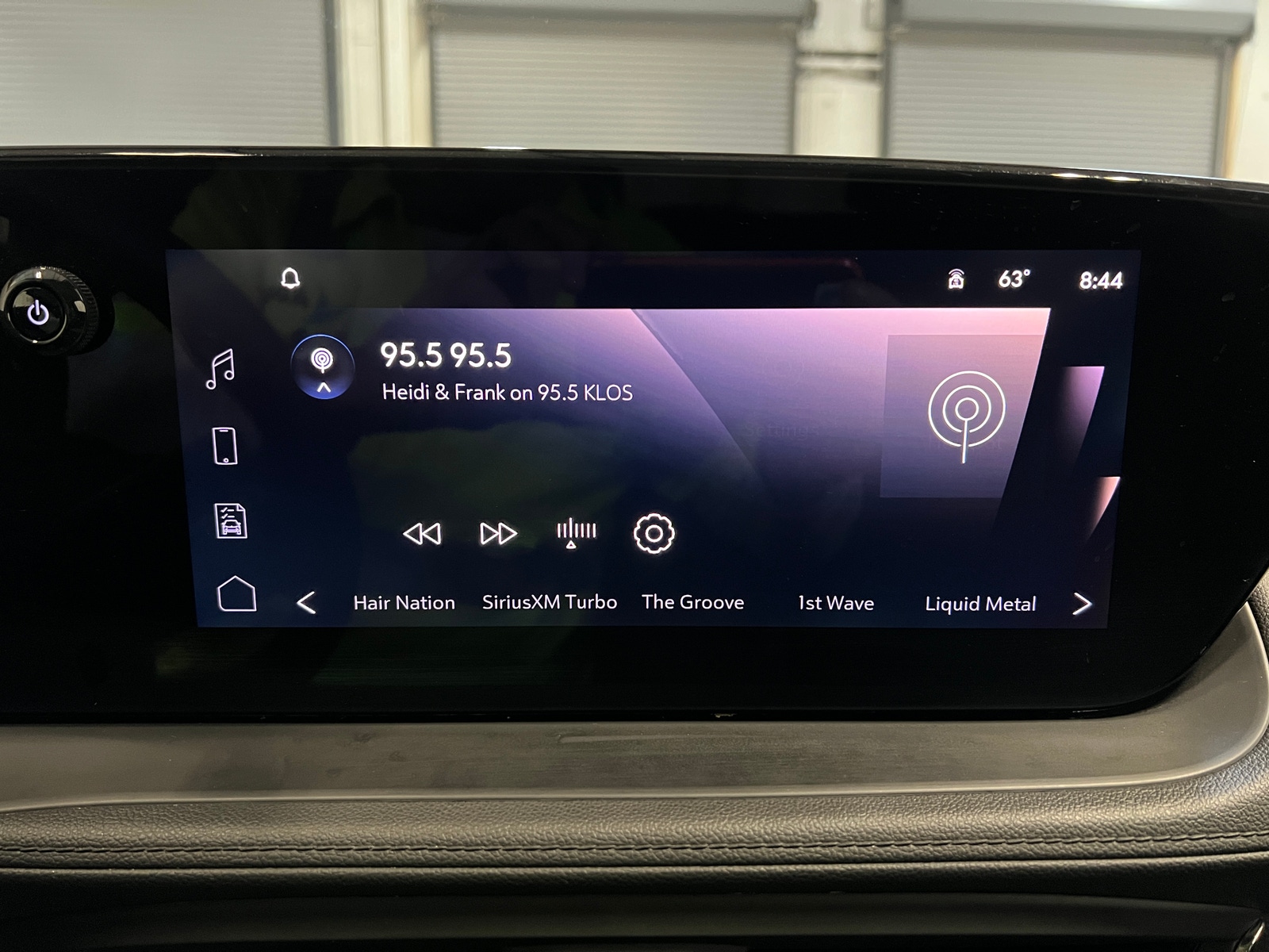 Thumbnail: 2025 Buick Encore GX - 4